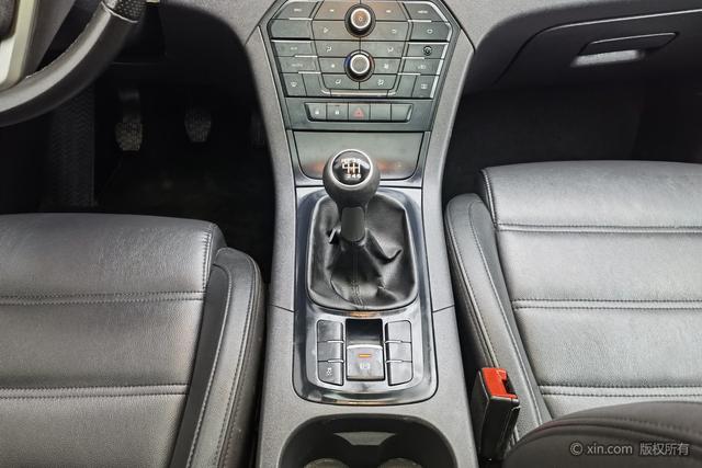 MG GS 2016 #18 MG GS 2016 car image #18