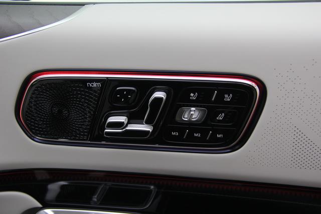 极氪 极氪9X 2026 汽车图片 #18