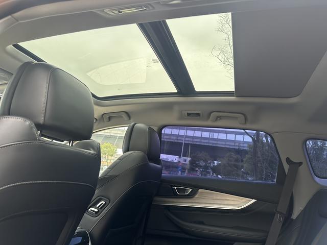 Chery Tiggo 8 Plus e+ 2022 imagem de carro #18