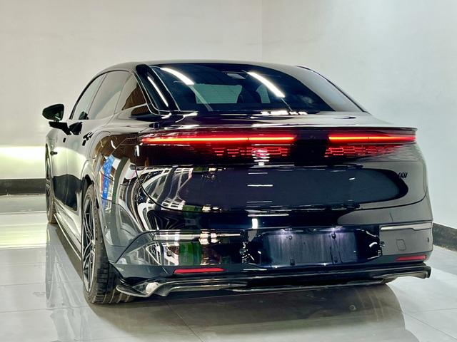 极氪 极氪007 2024 汽车图片 #18