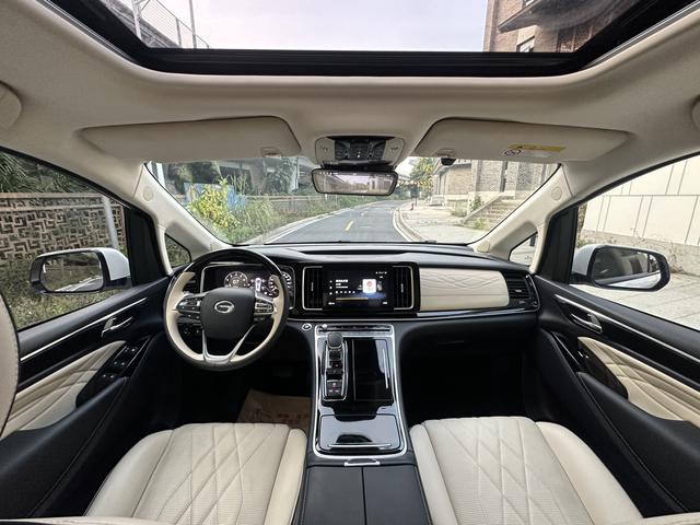 广汽传祺 传祺M8 2022 汽车图片 #18