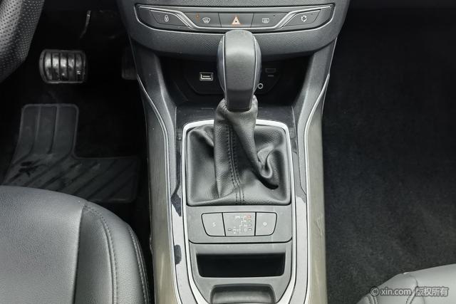 标致 标致408 2015 汽车图片 #18