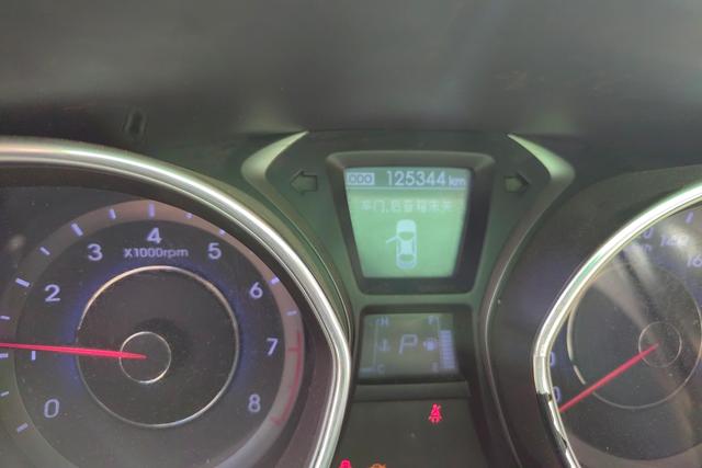 Hyundai Elantra MD 2012 immagine di auto #18