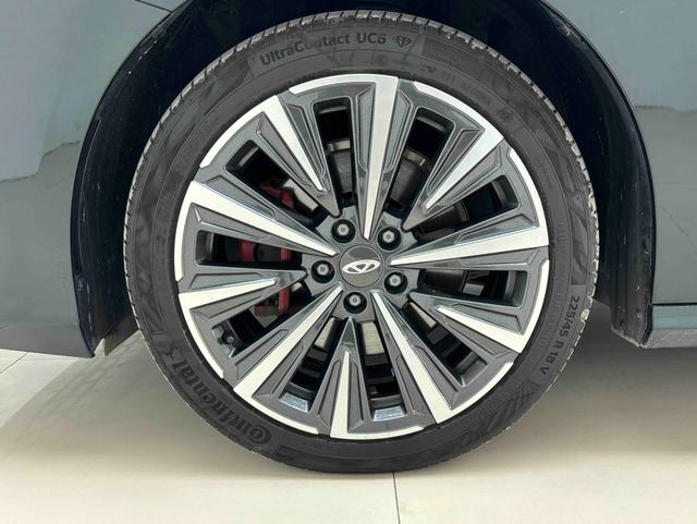 Chery Arrizo 8 2023 immagine di auto #18