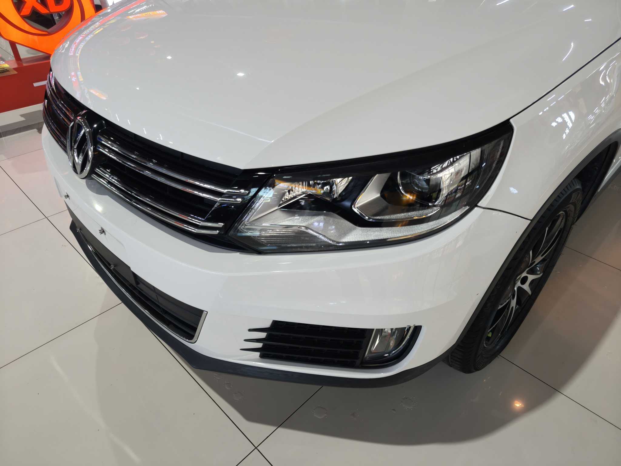 Volkswagen Tiguan 2016 car image #18