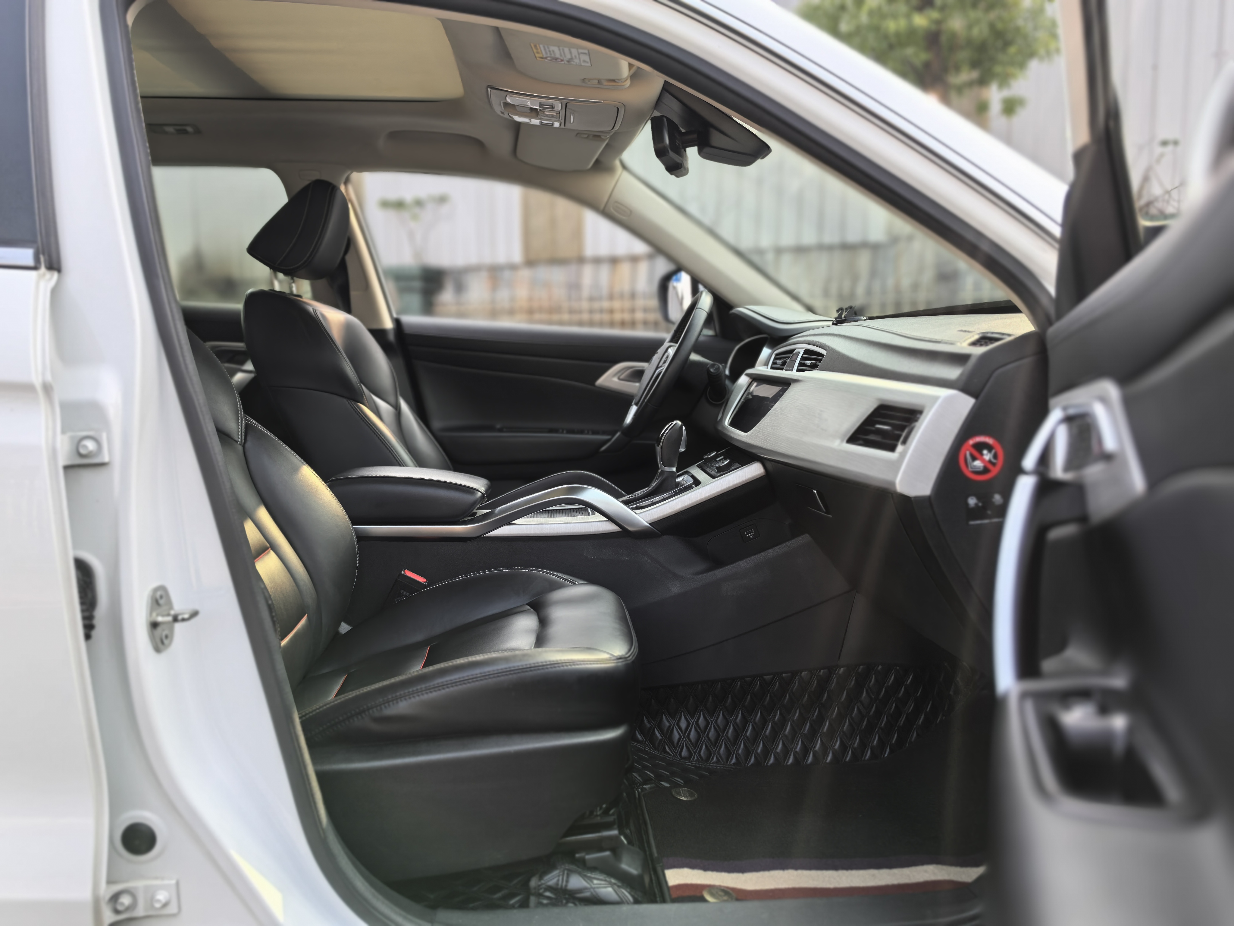 GEELY Boyue 2018 #18 GEELY Boyue 2018 car image #18