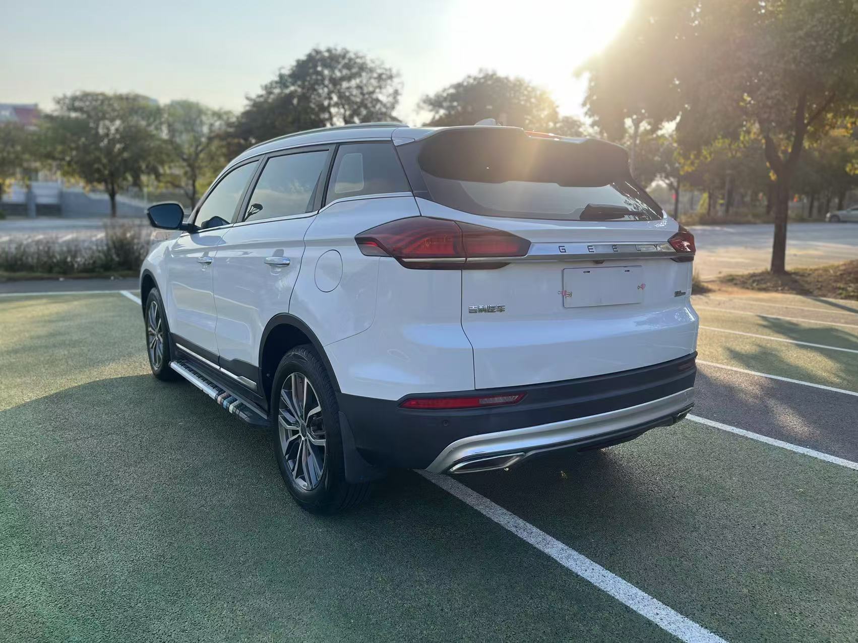 GEELY 2019 car image #18