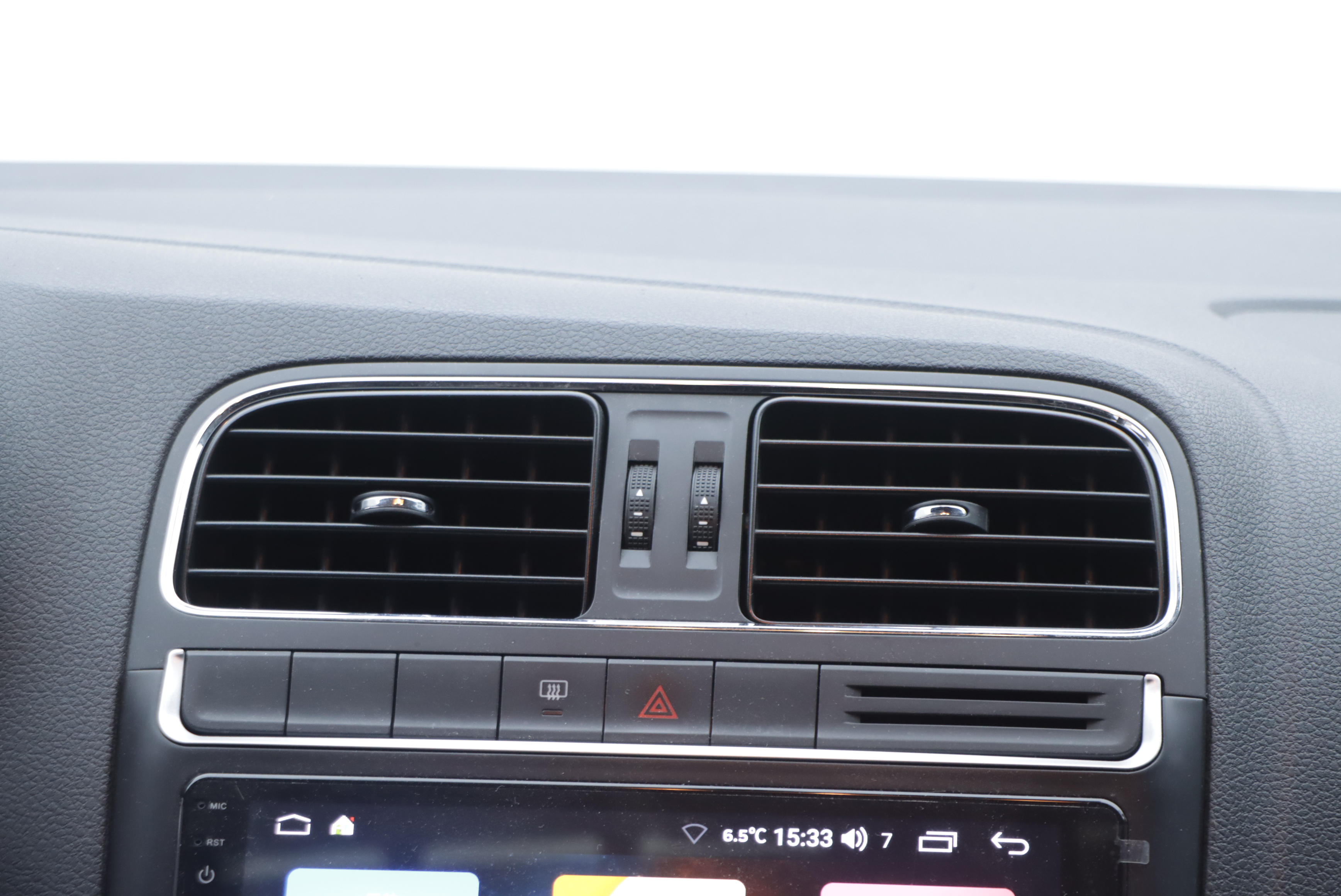 Volkswagen Polo 2016 #18 Volkswagen Polo 2016 car image #18