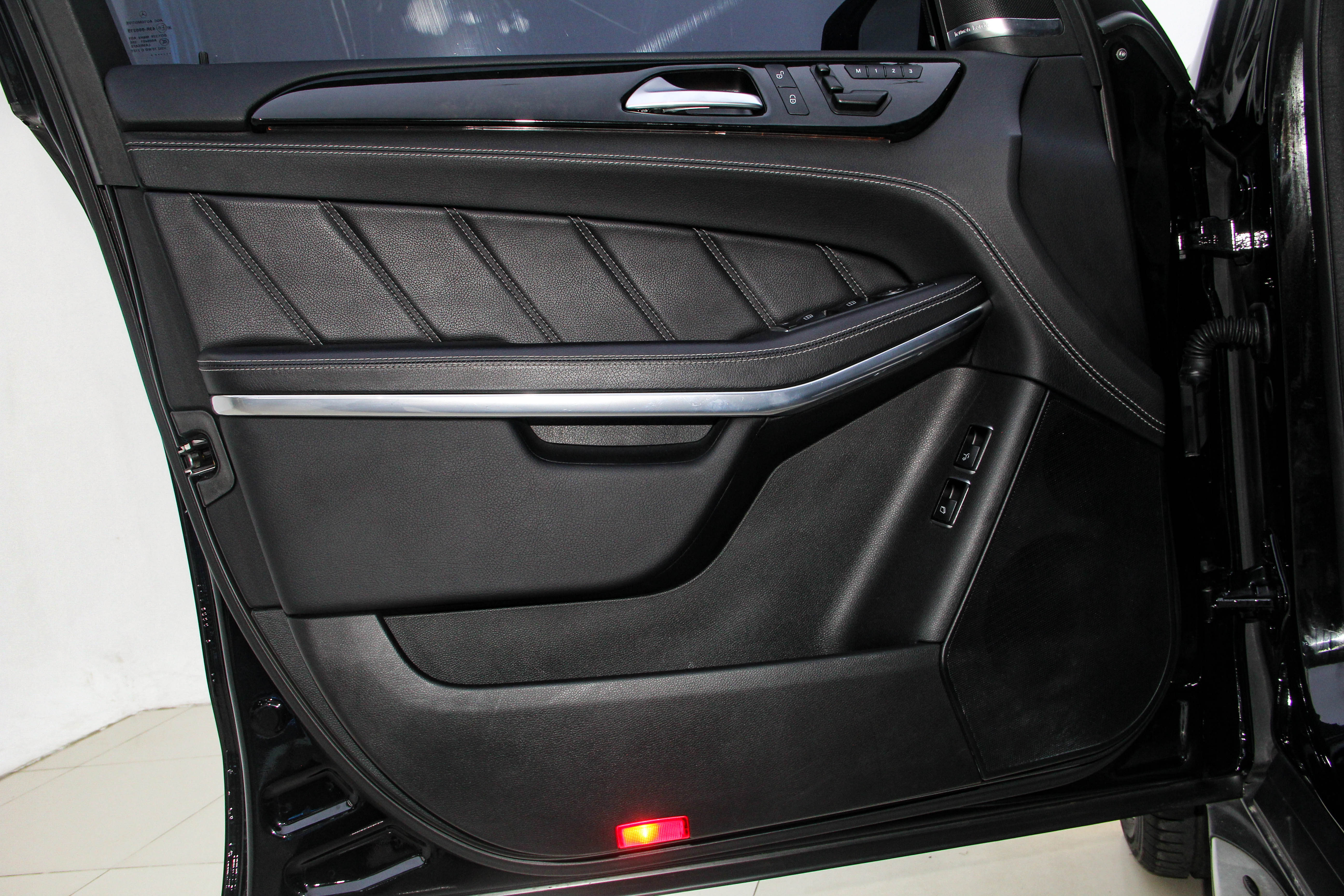 Mercedes-Benz GL AMG 2014 изображение автомобиля #18