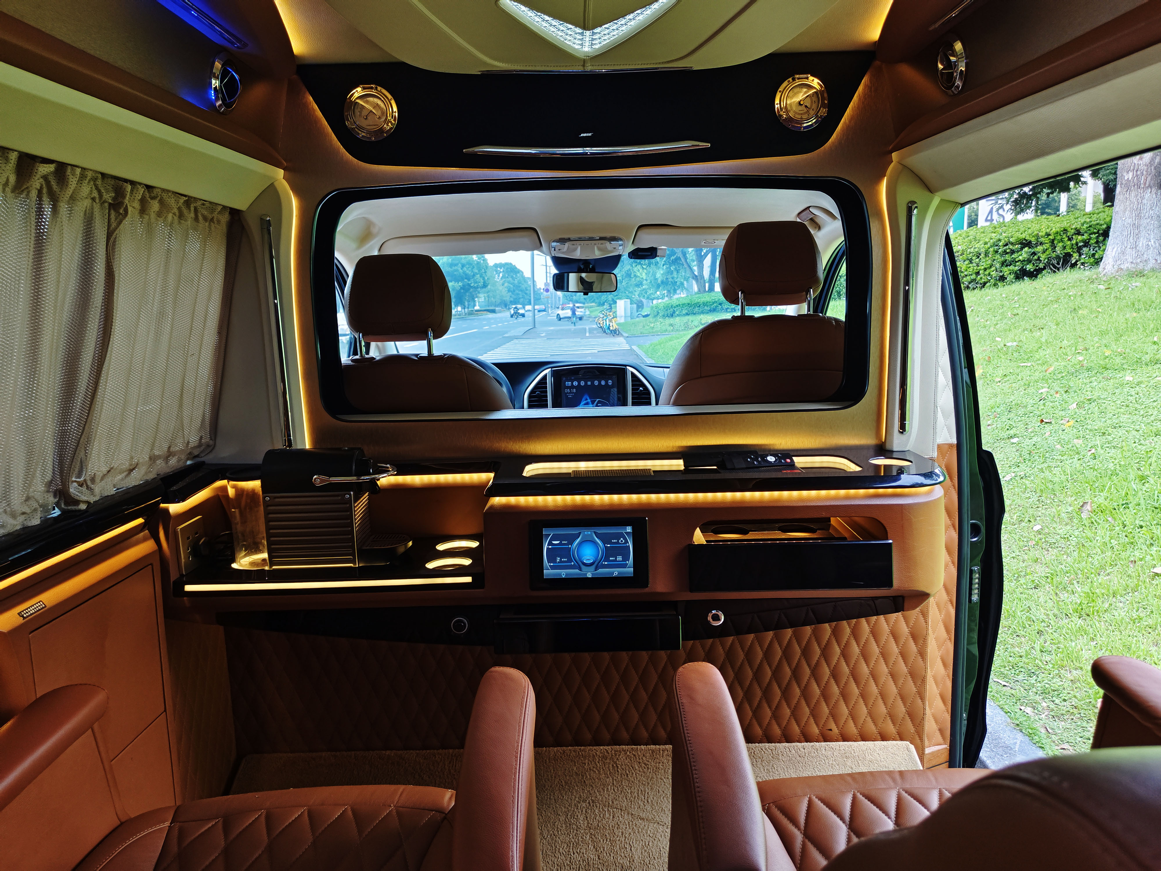 Mercedes-Benz Vito 2017 immagine di auto #18