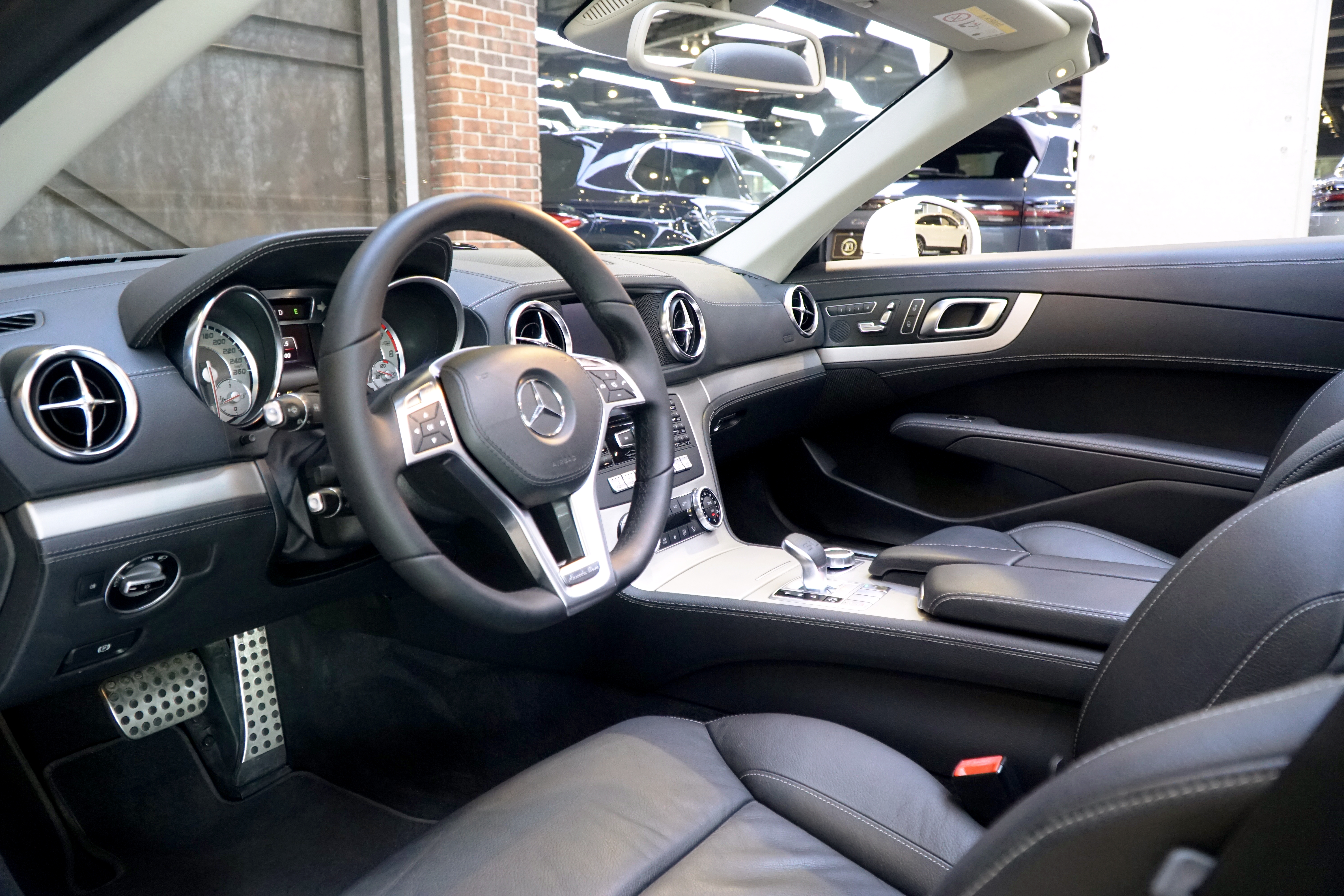 Mercedes-Benz SL Class 2013 car image #18