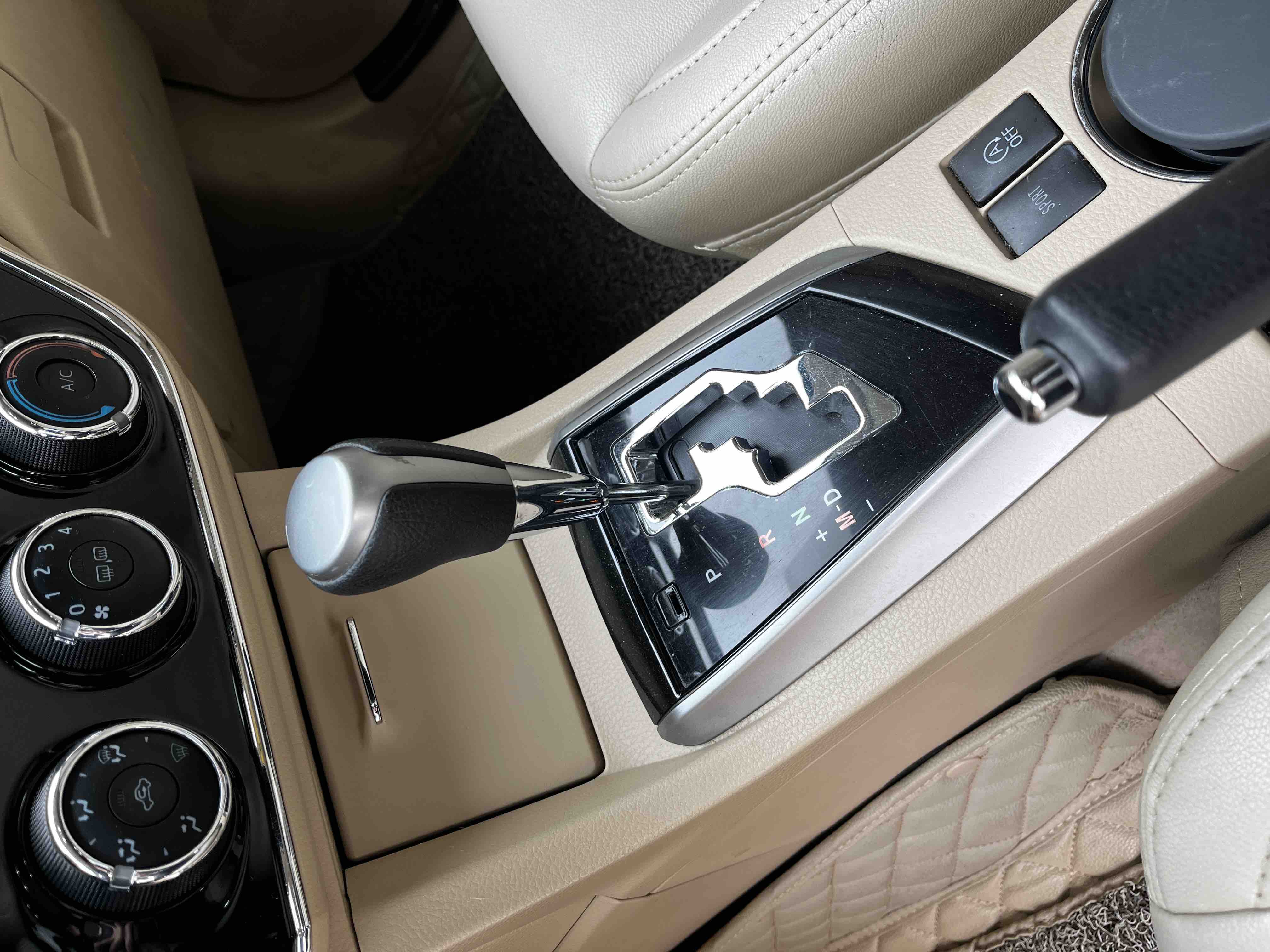 Corolla 2017 car image #18