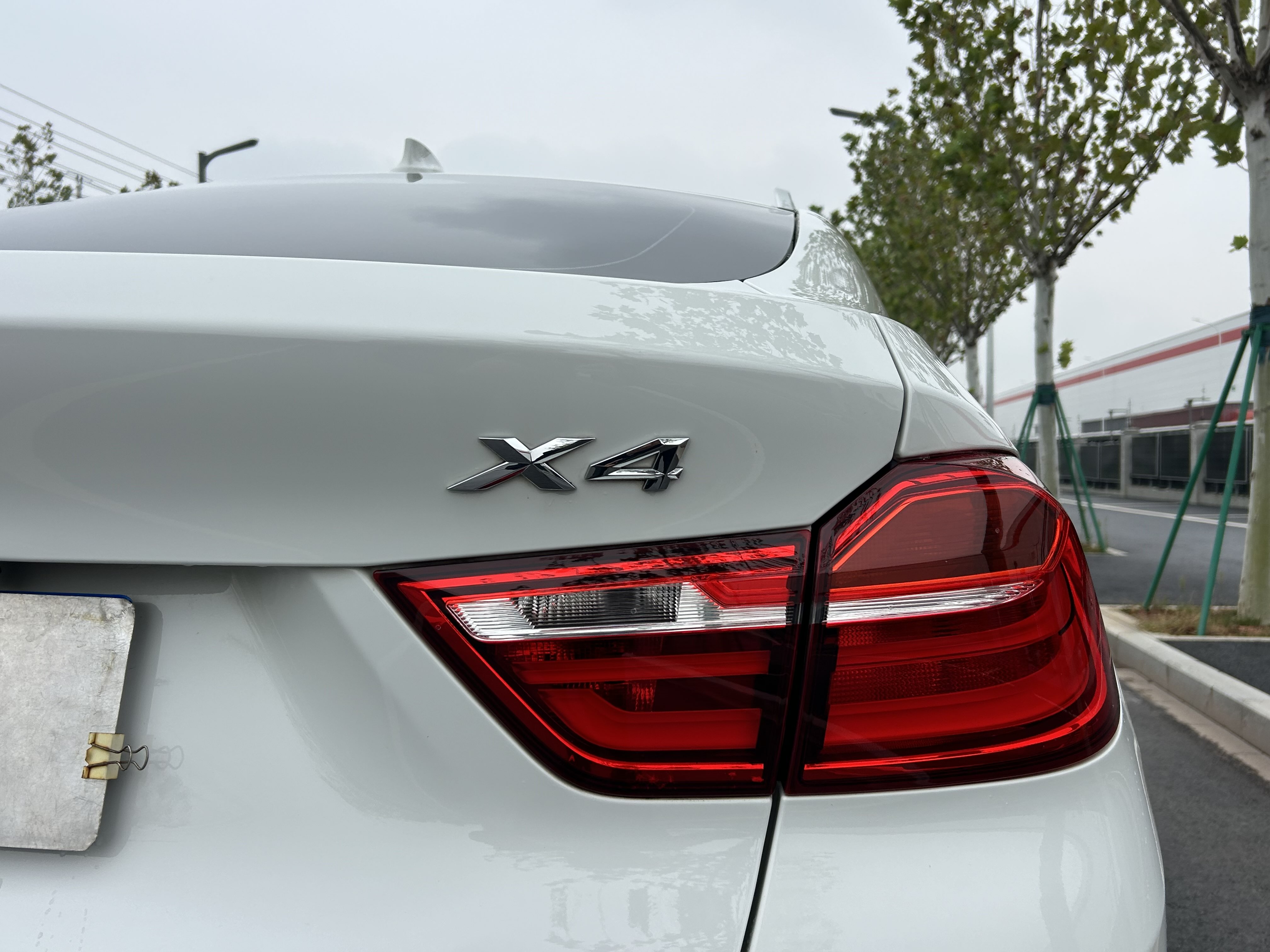 BMW X4 M40i 2018 #18 BMW X4 M40i 2018 car image #18