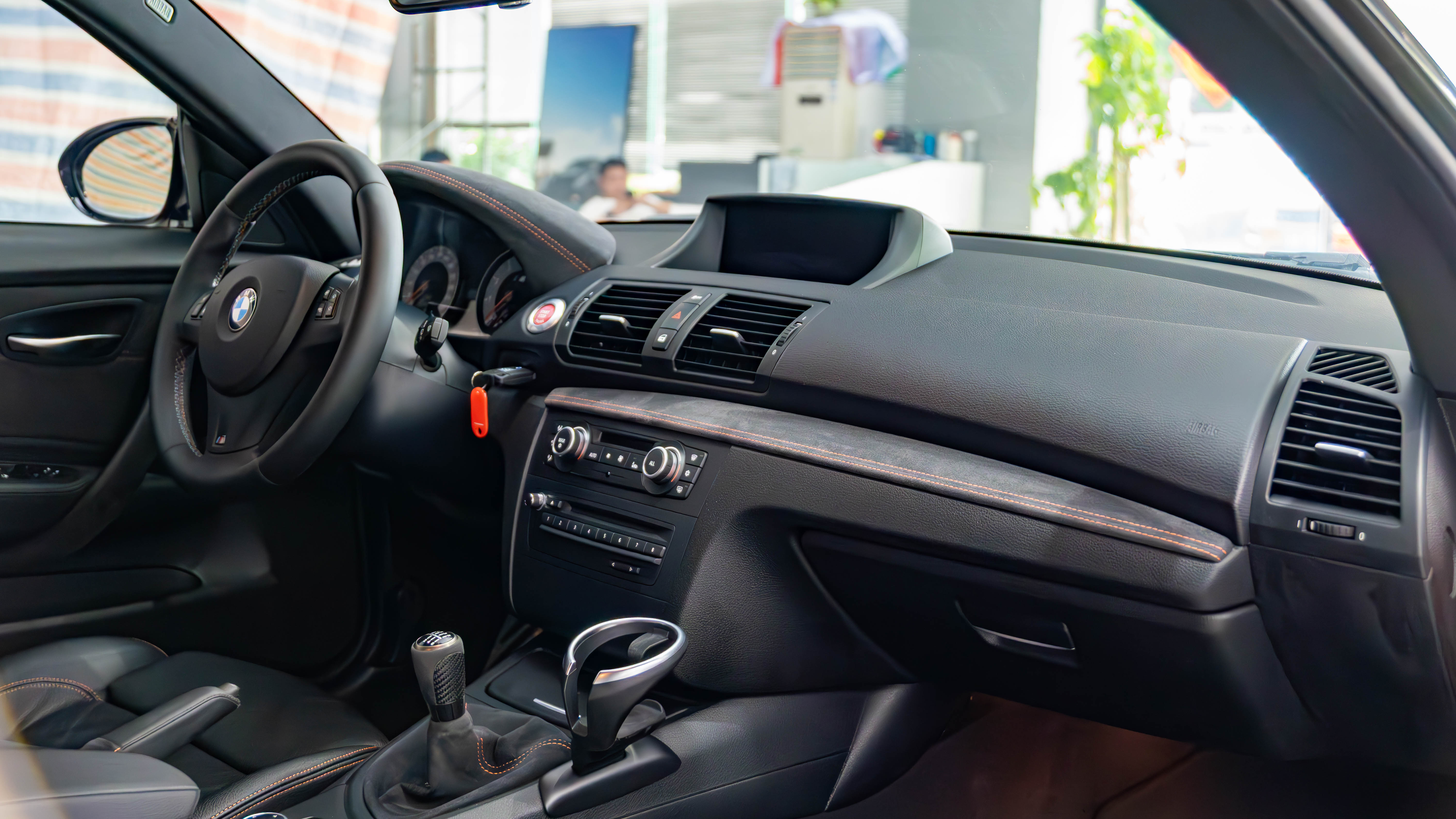 BMW 1 Series M 2013 car image #18