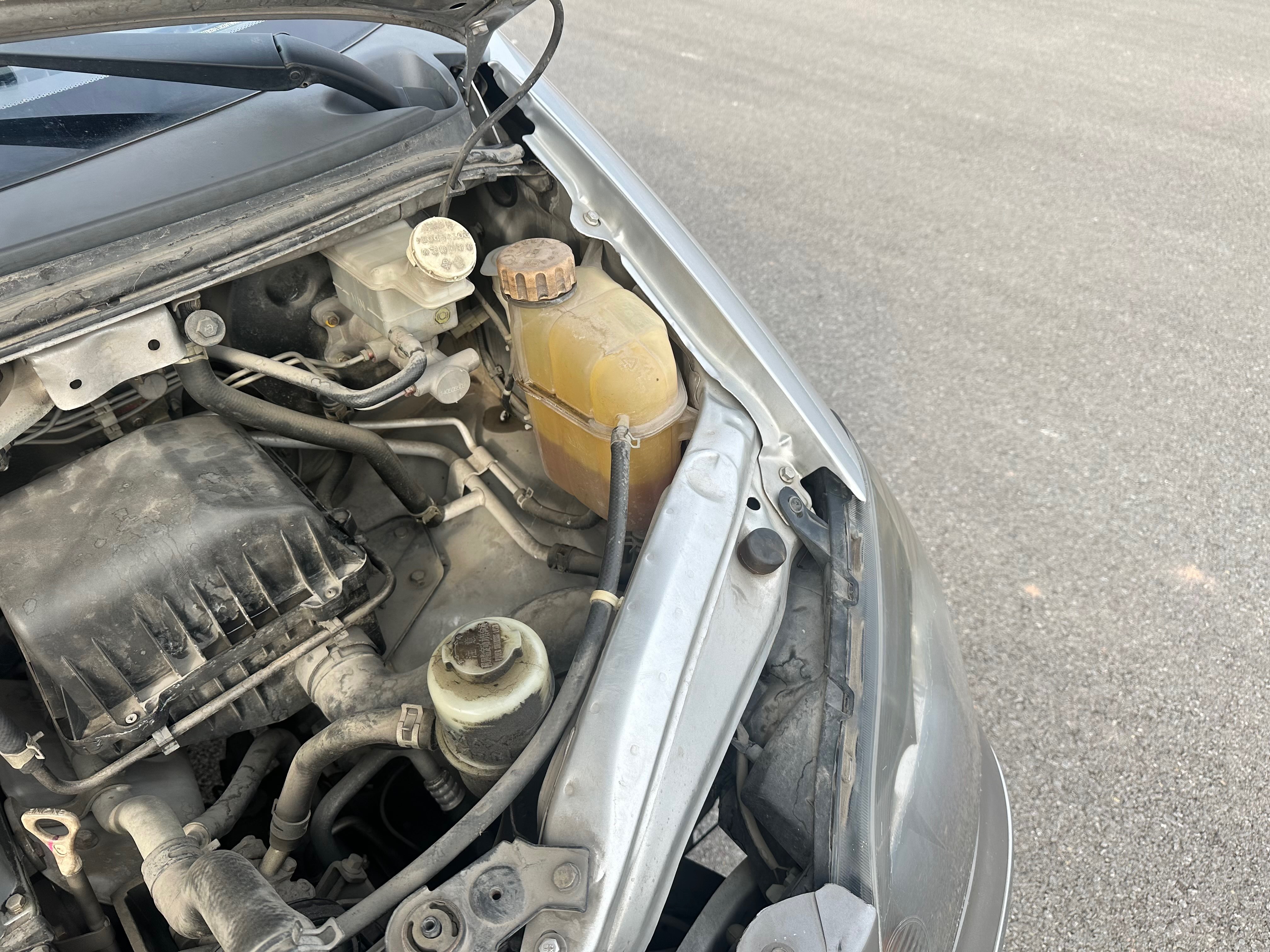 Forthing Lingzhi 2014 car image #18