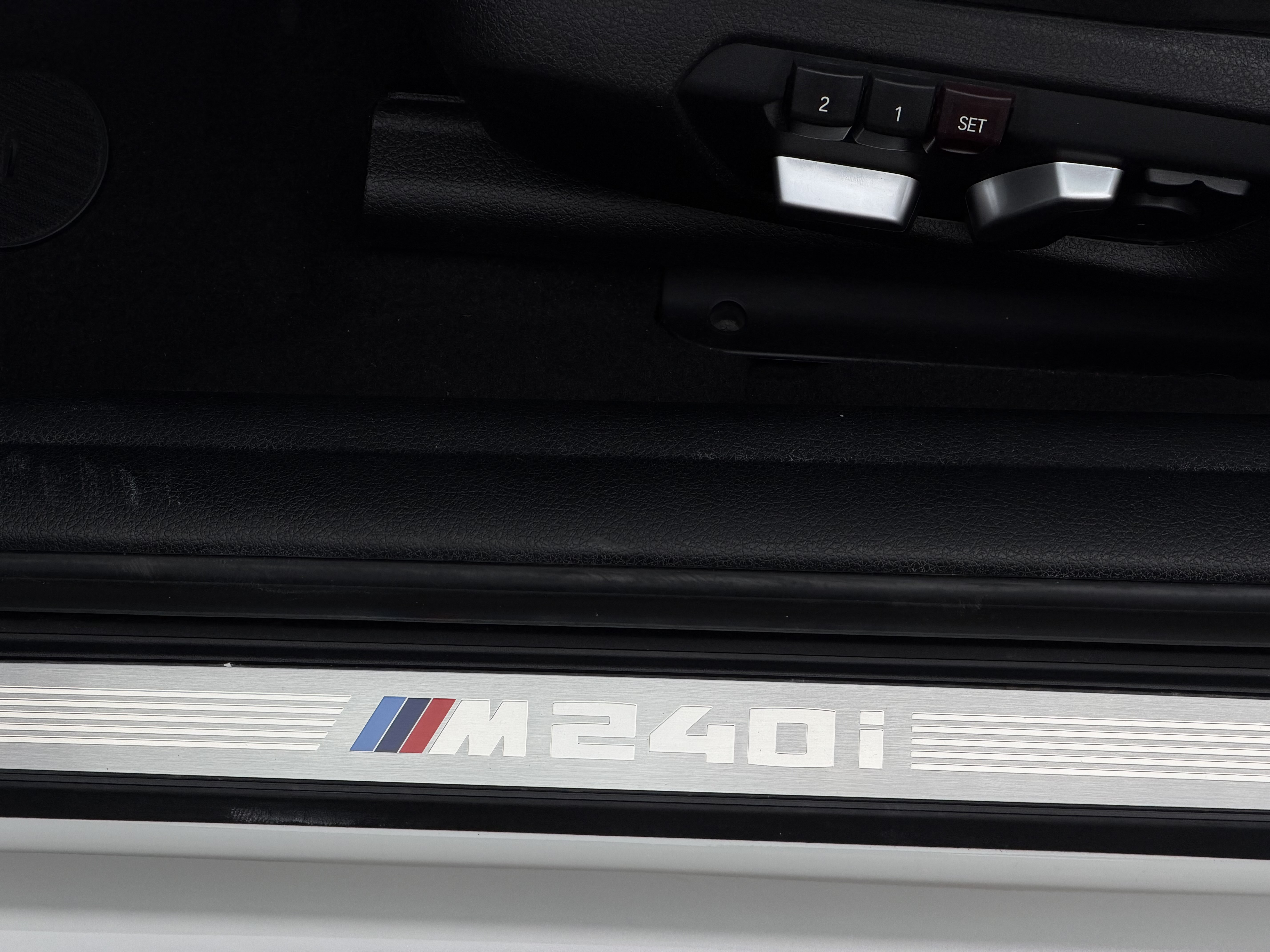 BMW M240i 2018 immagine di auto #18