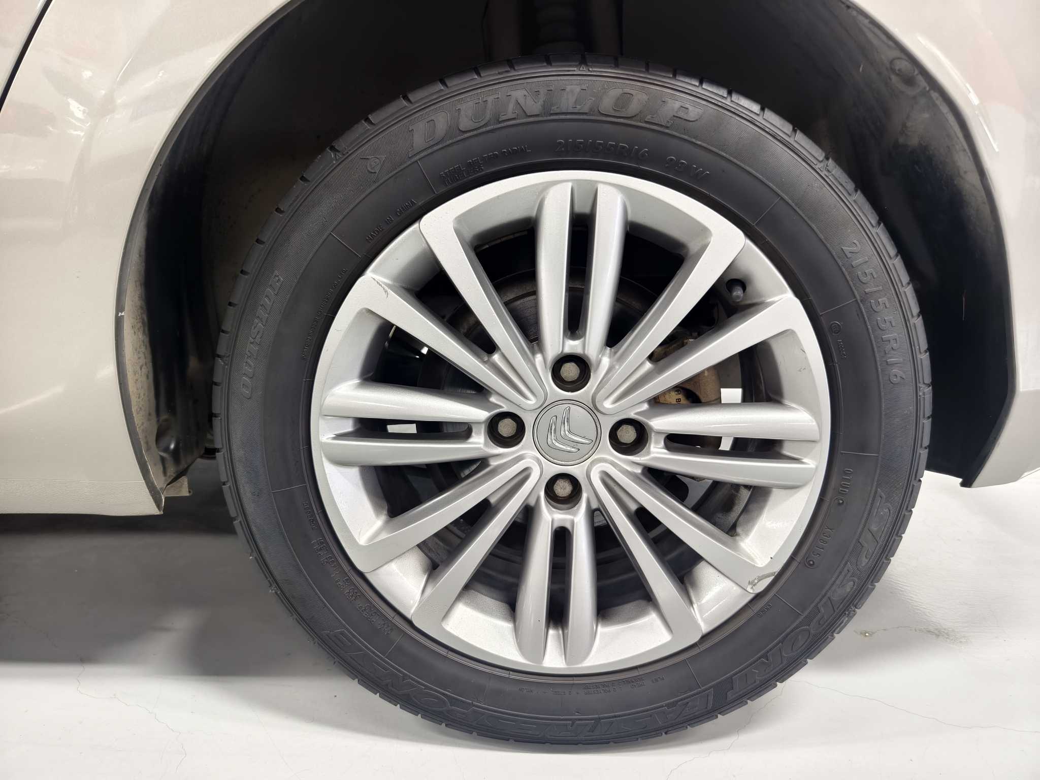 Citroen C4L 2014 imagen de coche #18