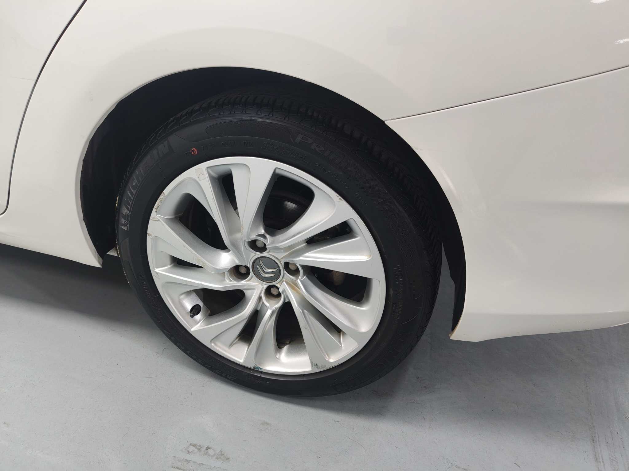 Citroen C4L 2014 car image #18