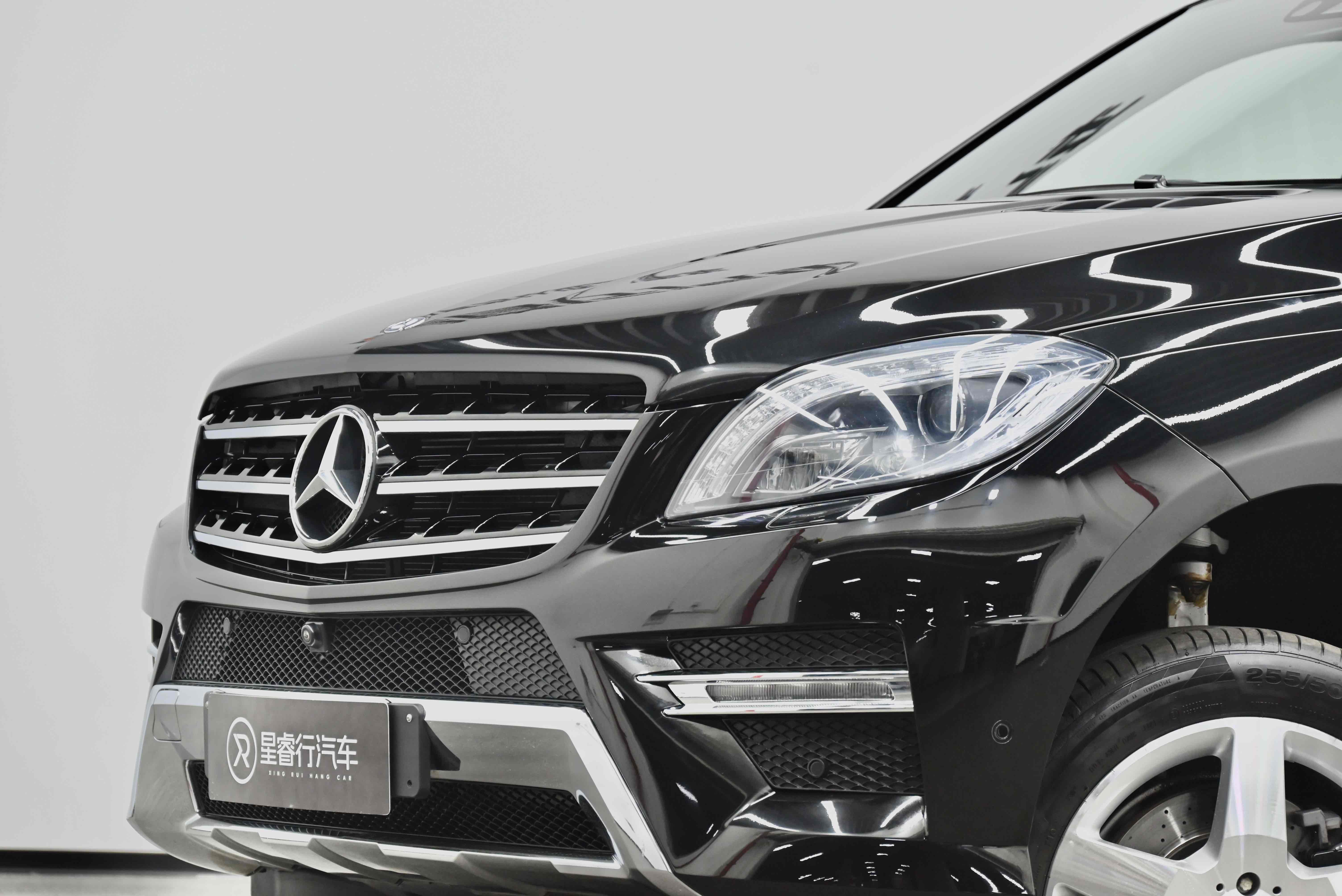 Mercedes-Benz M Class 2014 car image #18