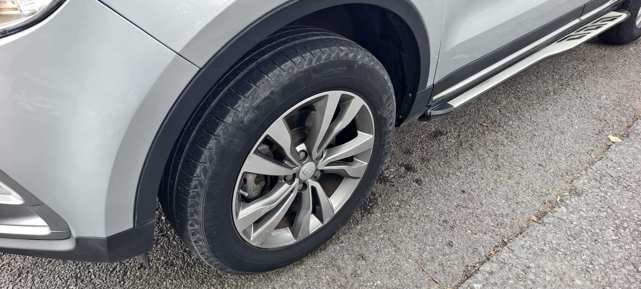 GEELY 2018 imagen de coche #18
