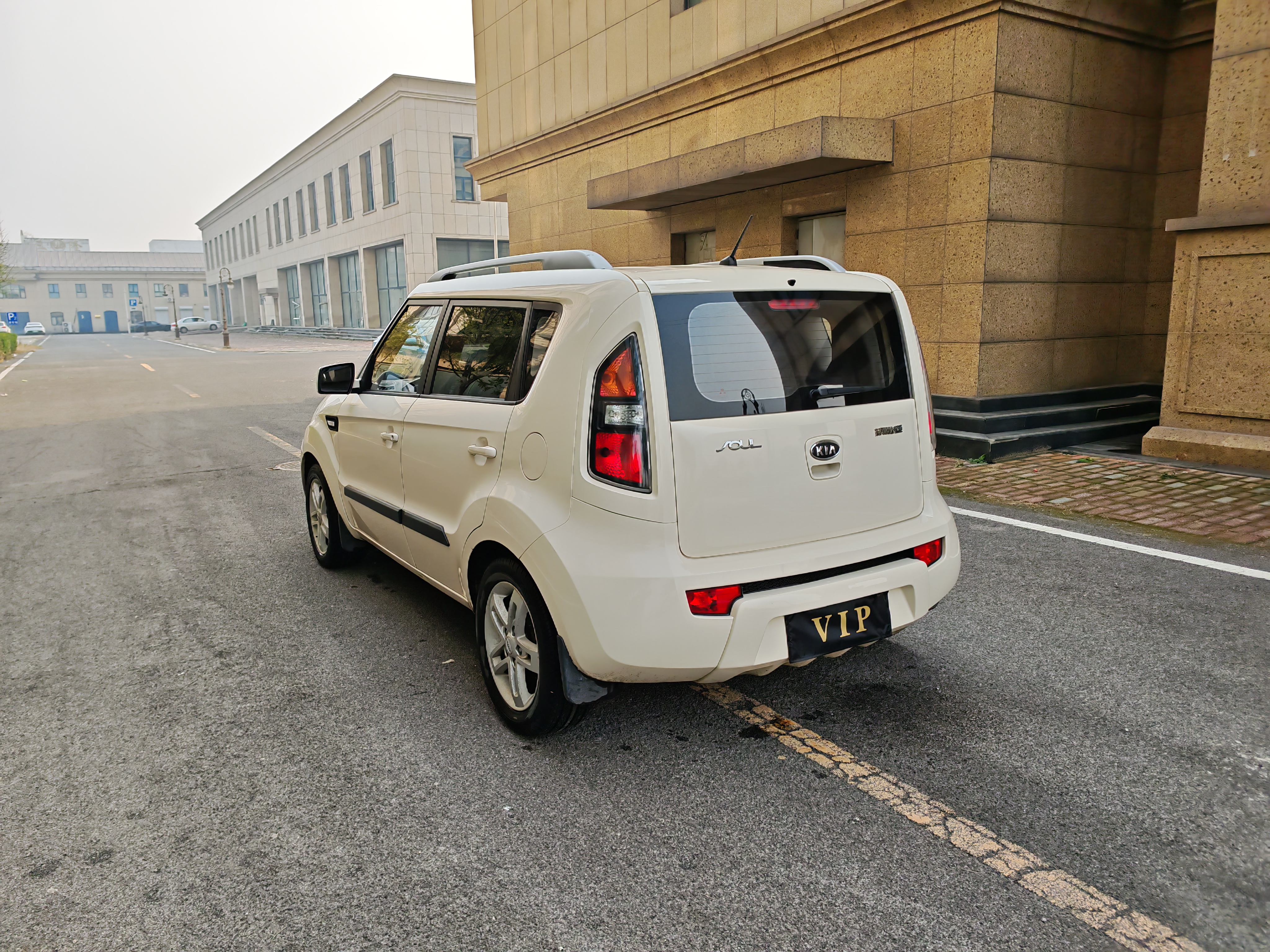 起亚 秀尔 2013 汽车图片 #18