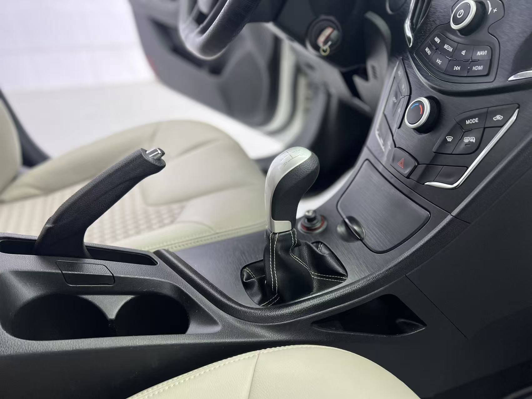 GAC Trumpchi GA3 2017 изображение автомобиля #18