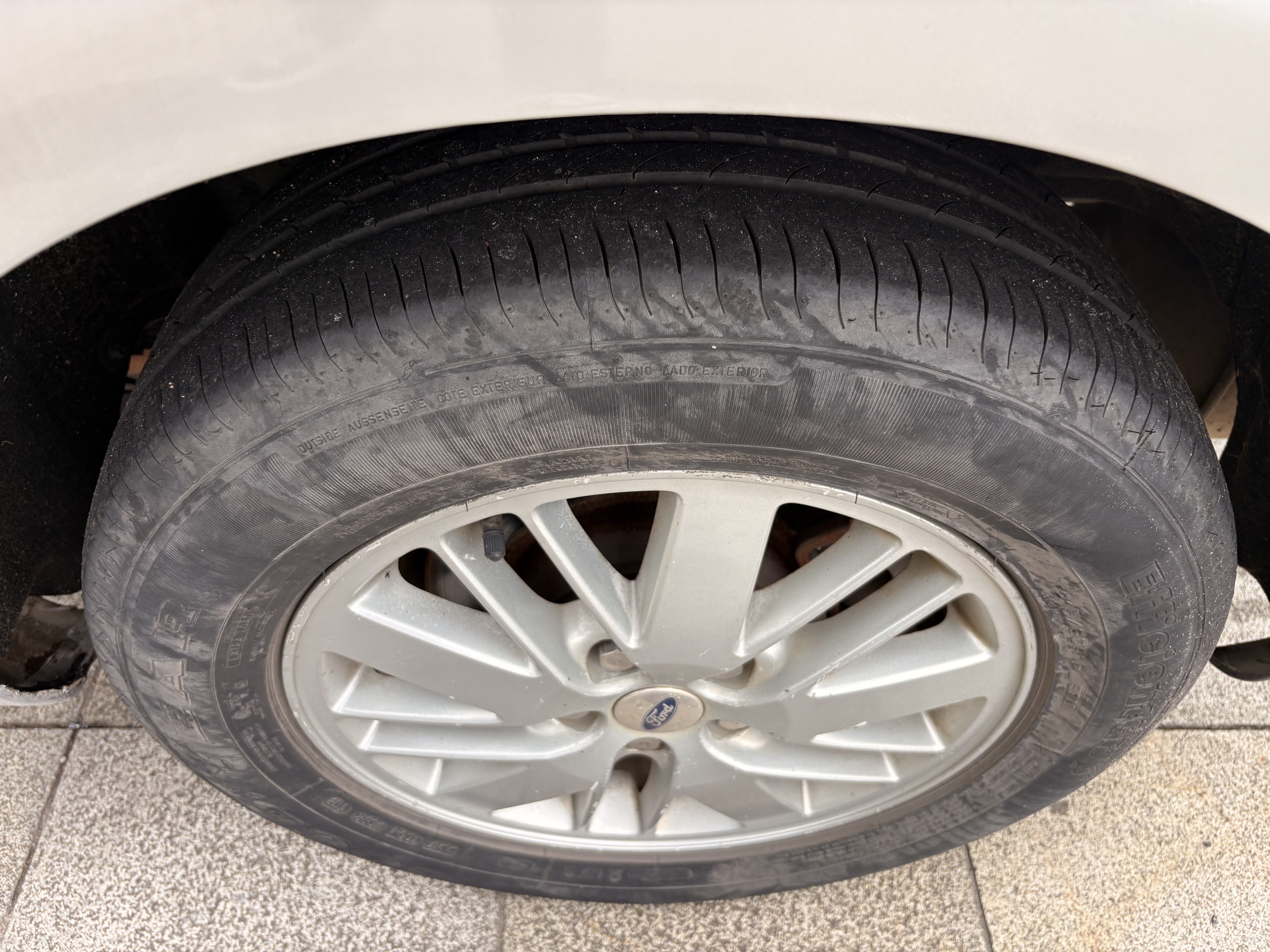 Ford S-MAX 2010 изображение автомобиля #18