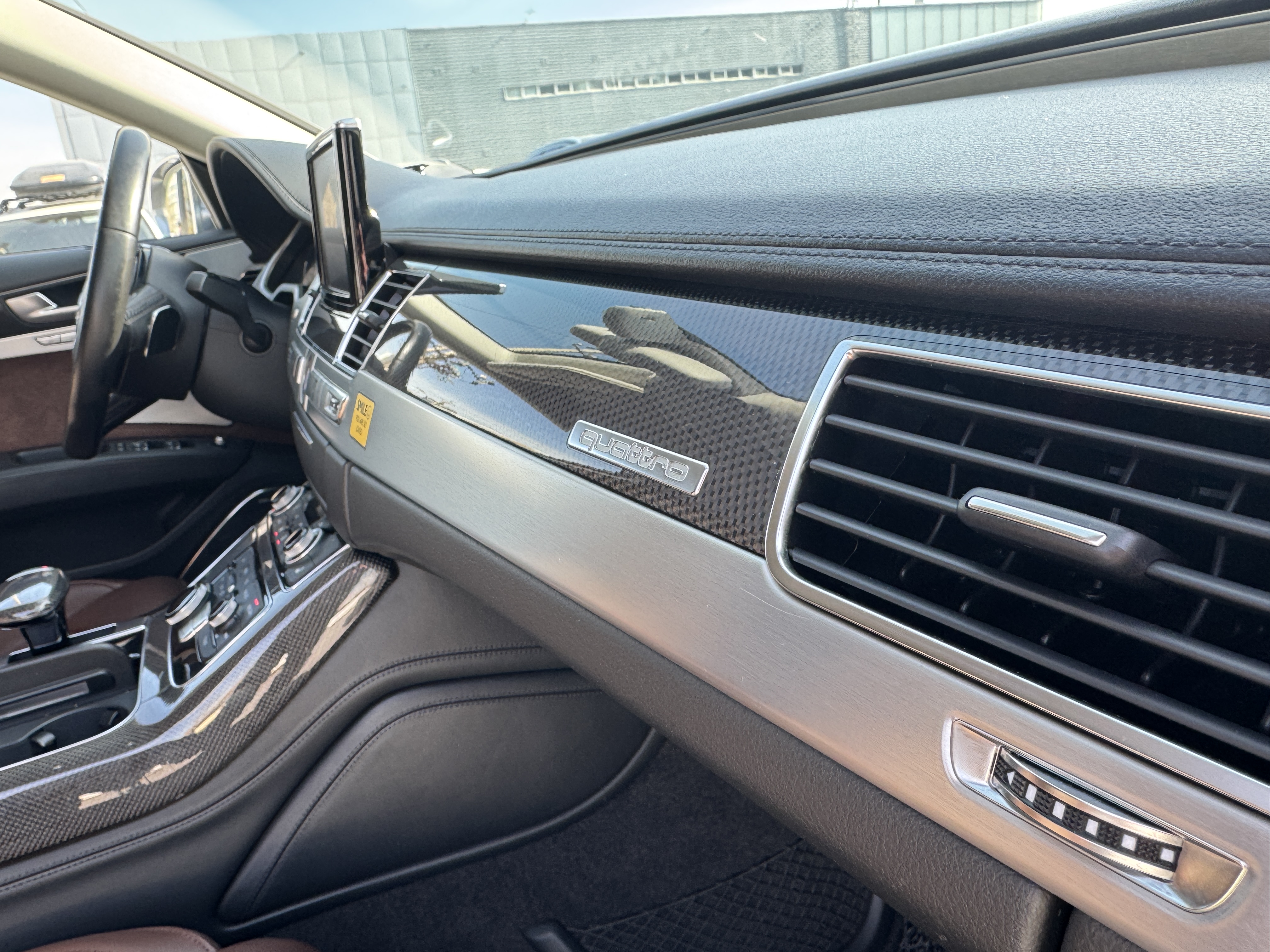 Audi S8 2012 صورة سيارة #18