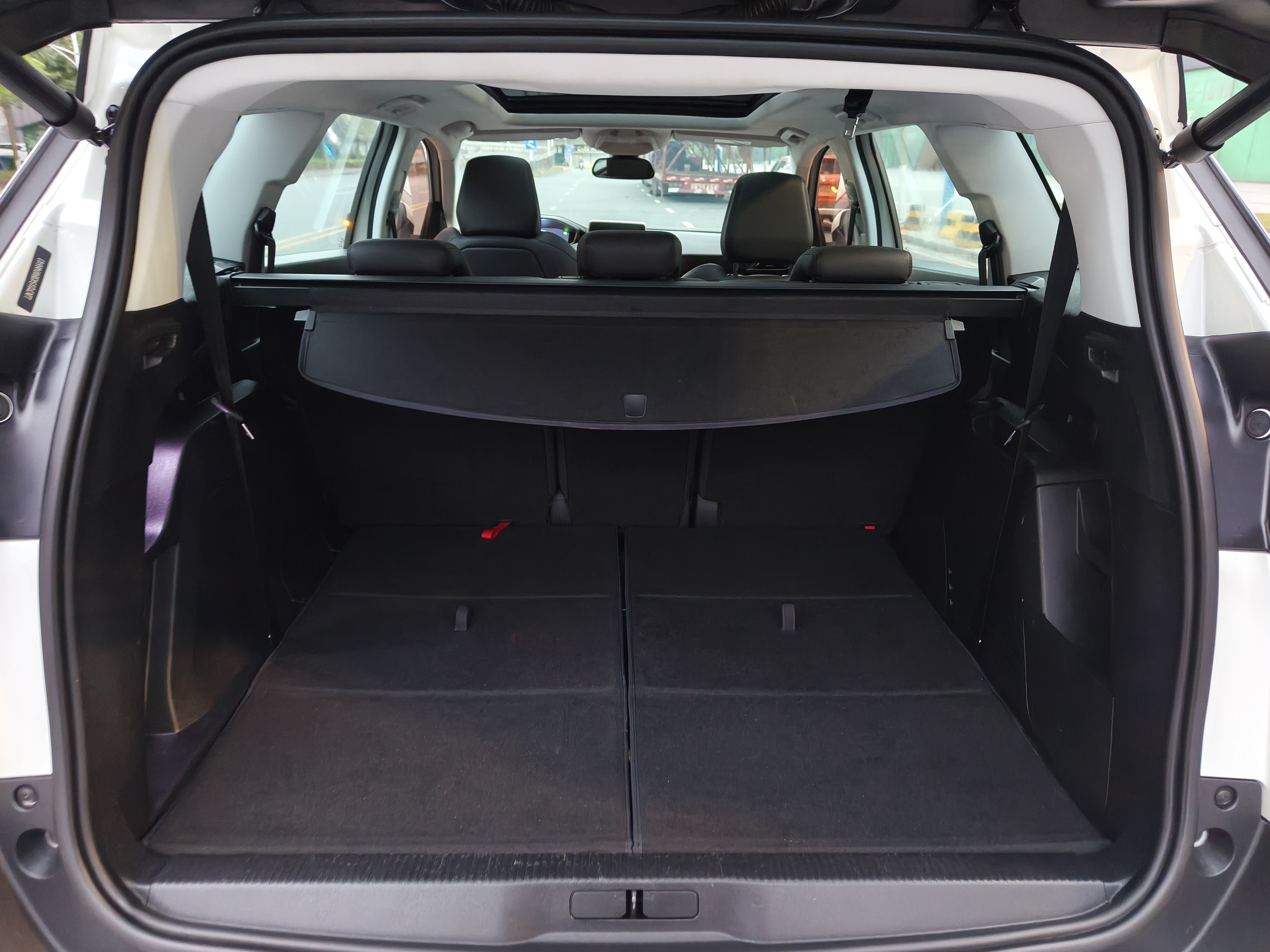 Peugeot 5008 2017 car image #18