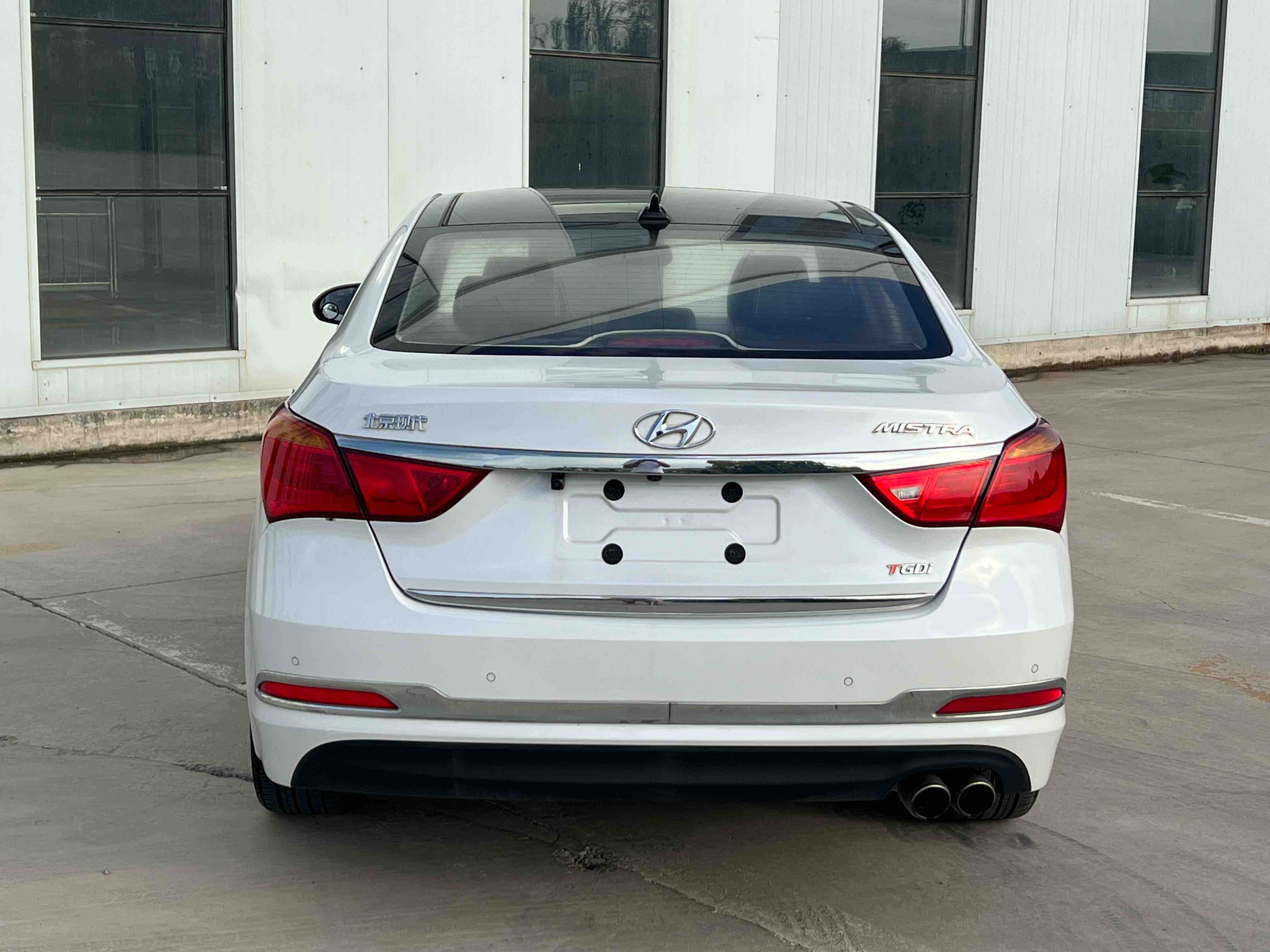 Hyundai Mistra 2016 car image #18