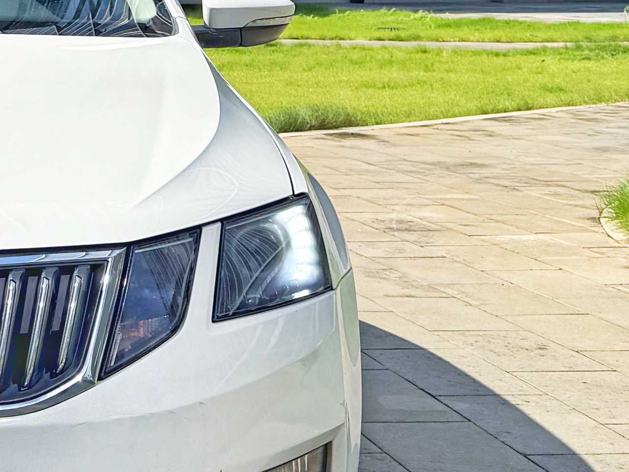 Skoda Octavia 2018 car image #18