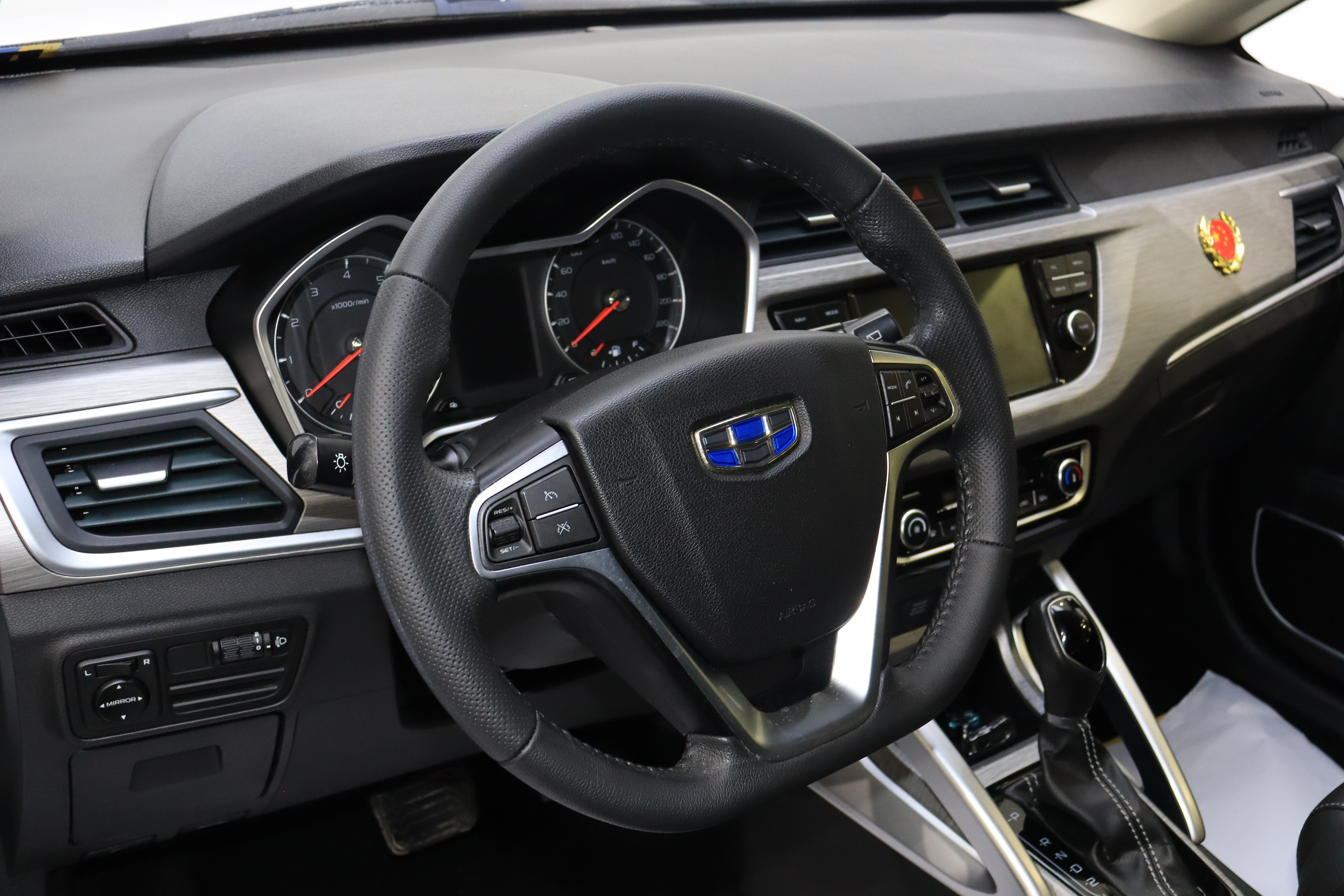 GEELY Vision X3 2019 #18 GEELY Vision X3 2019 صورة سيارة #18