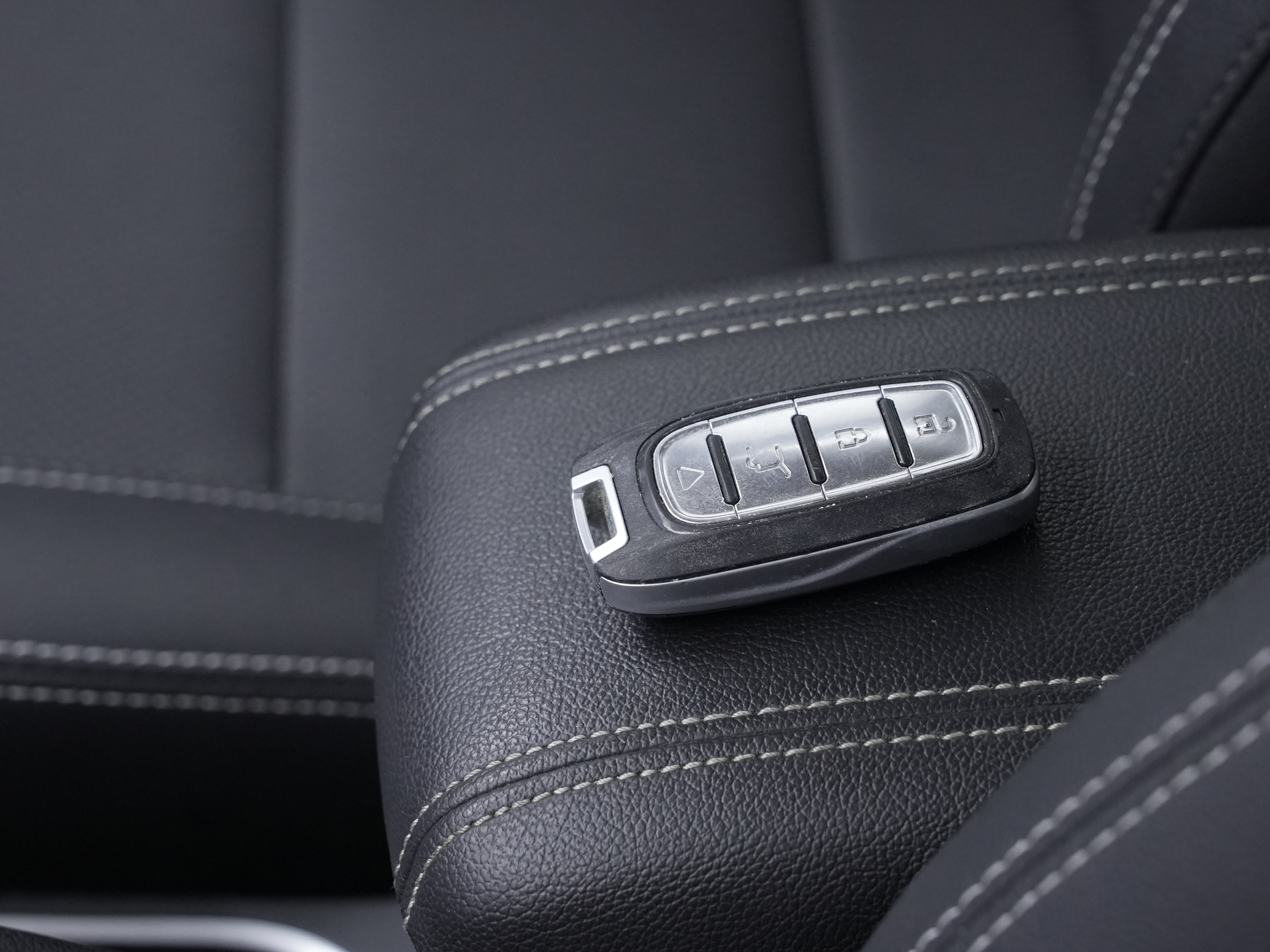 GEELY Vision X3 2019 car image #18