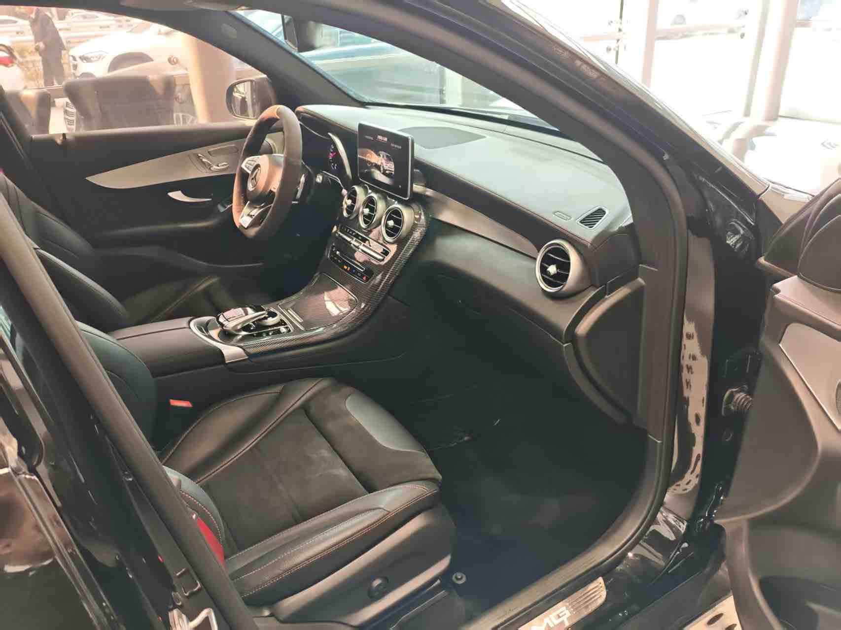 Mercedes-Benz GLC AMG 2019 immagine di auto #18