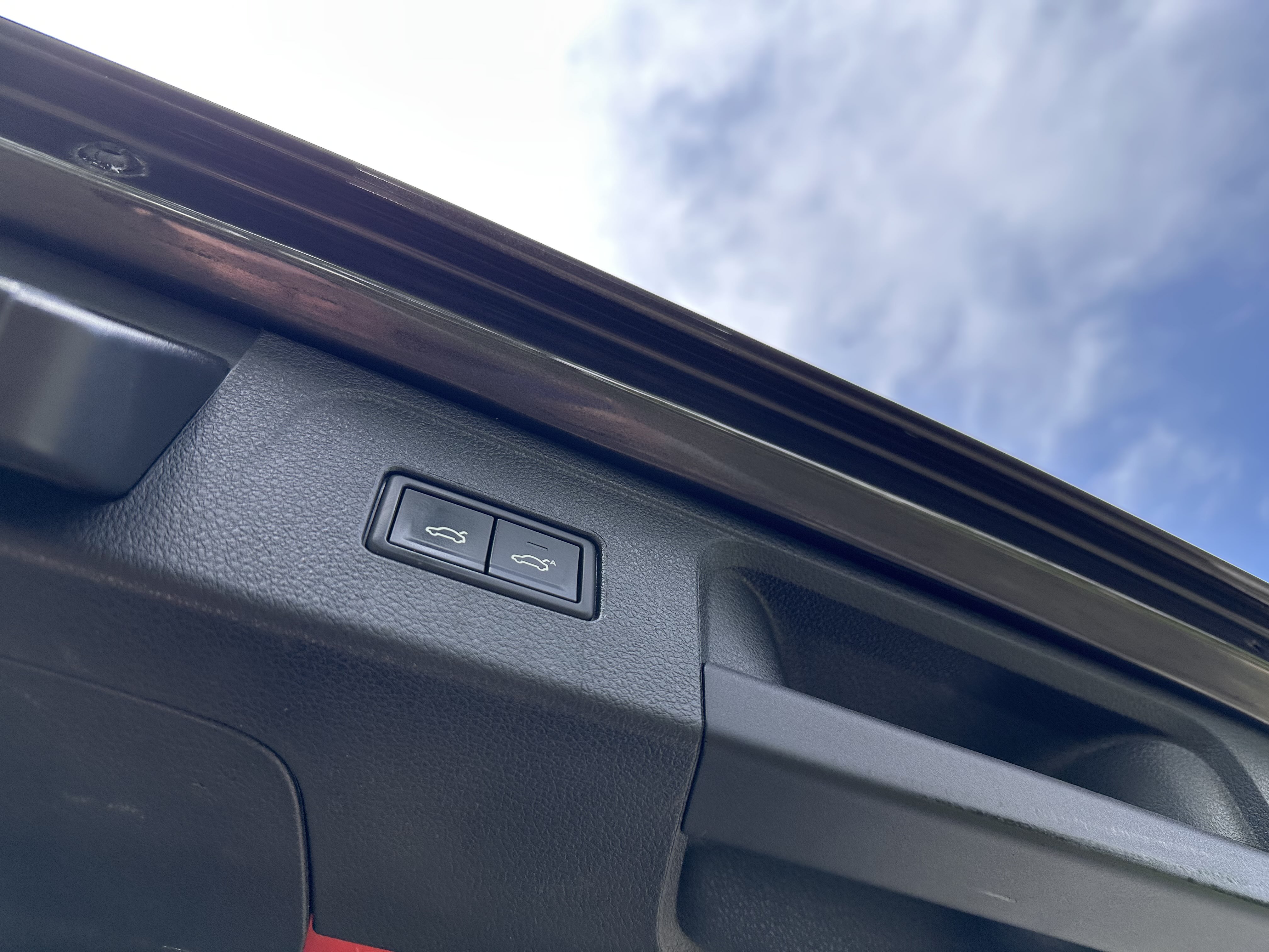 Volkswagen Passat Variant 2018 immagine di auto #18