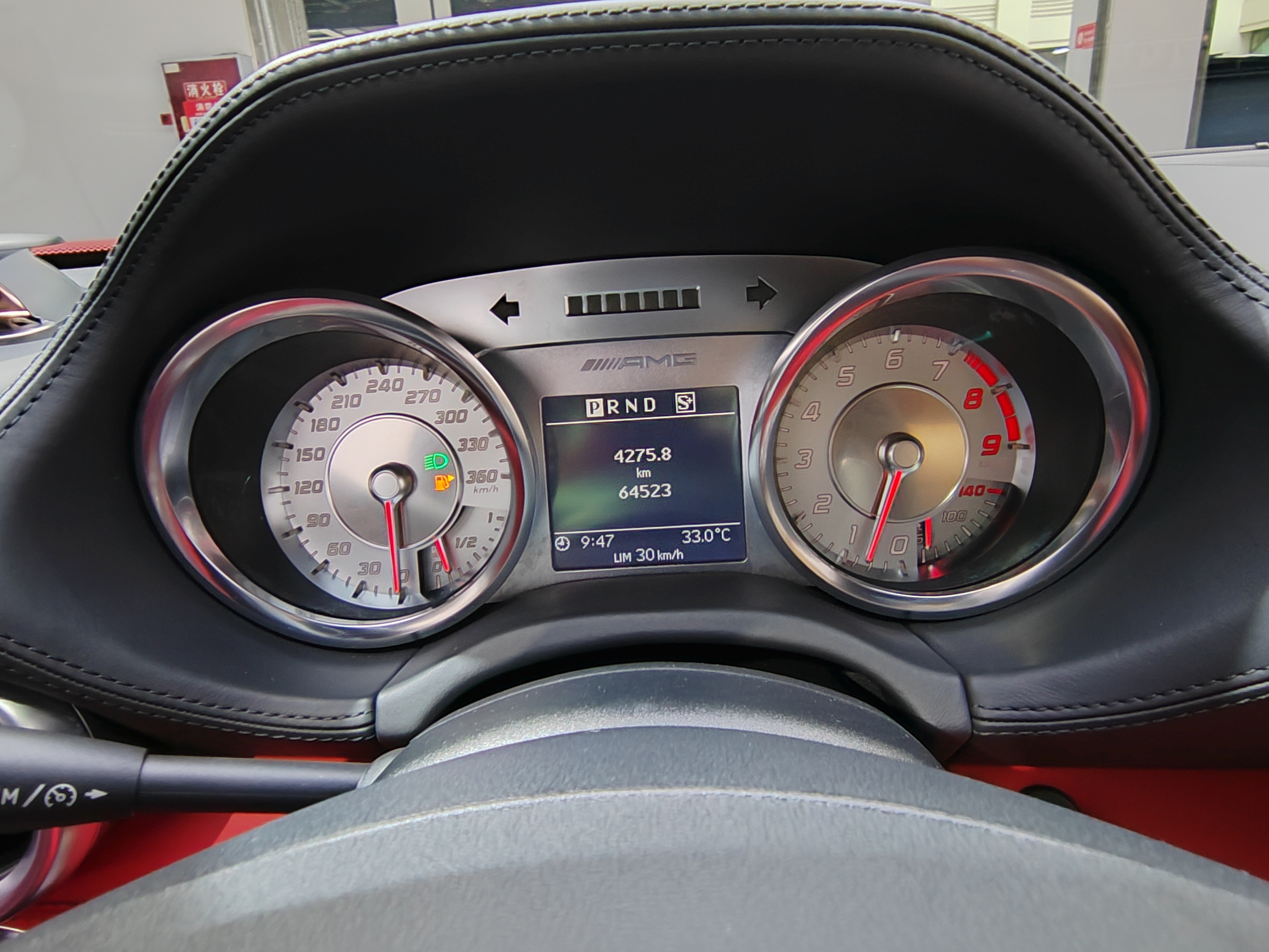 Mercedes-Benz SLS AMG 2012 изображение автомобиля #18