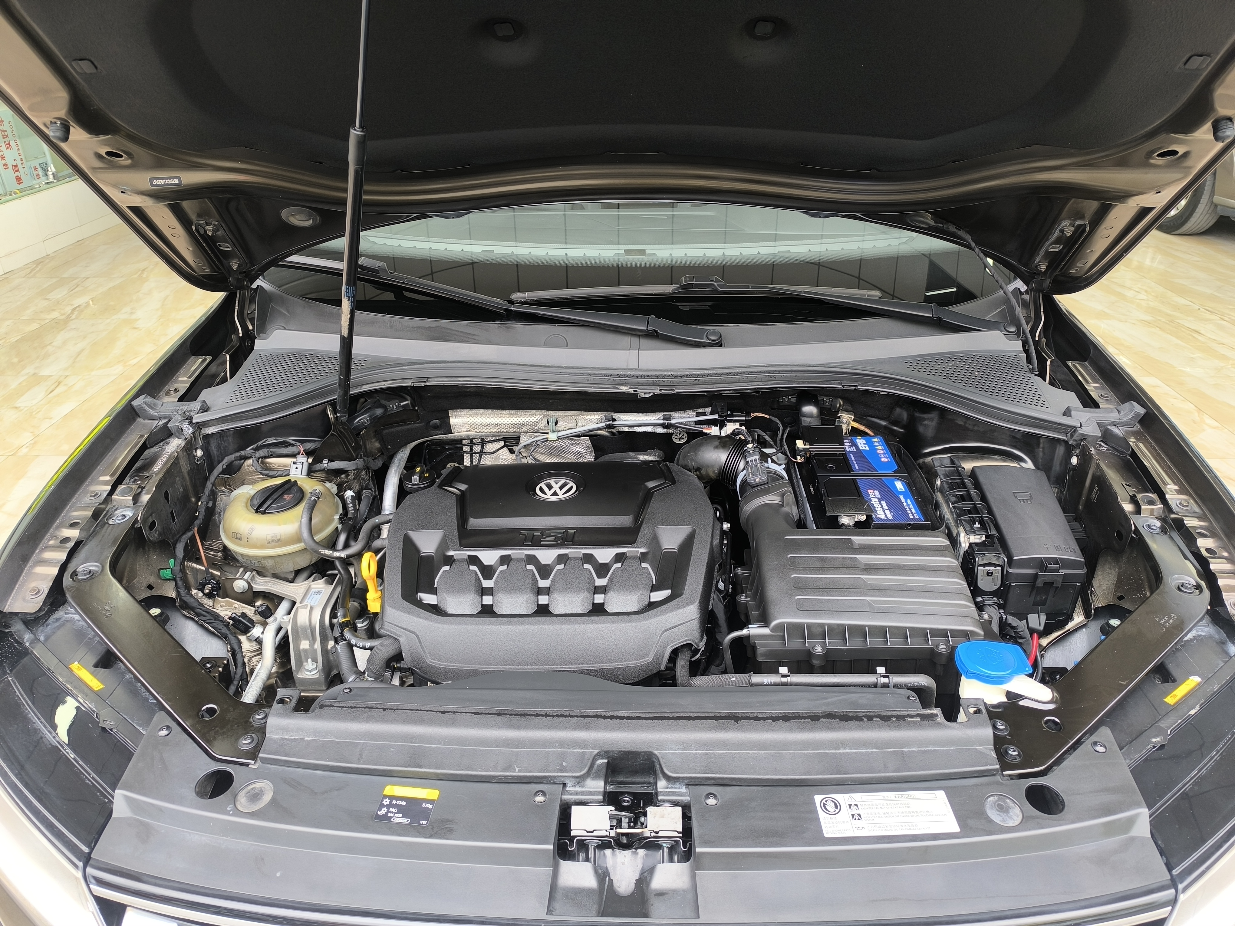 Volkswagen Tiguan L 2018 #18 Volkswagen Tiguan L 2018 car image #18