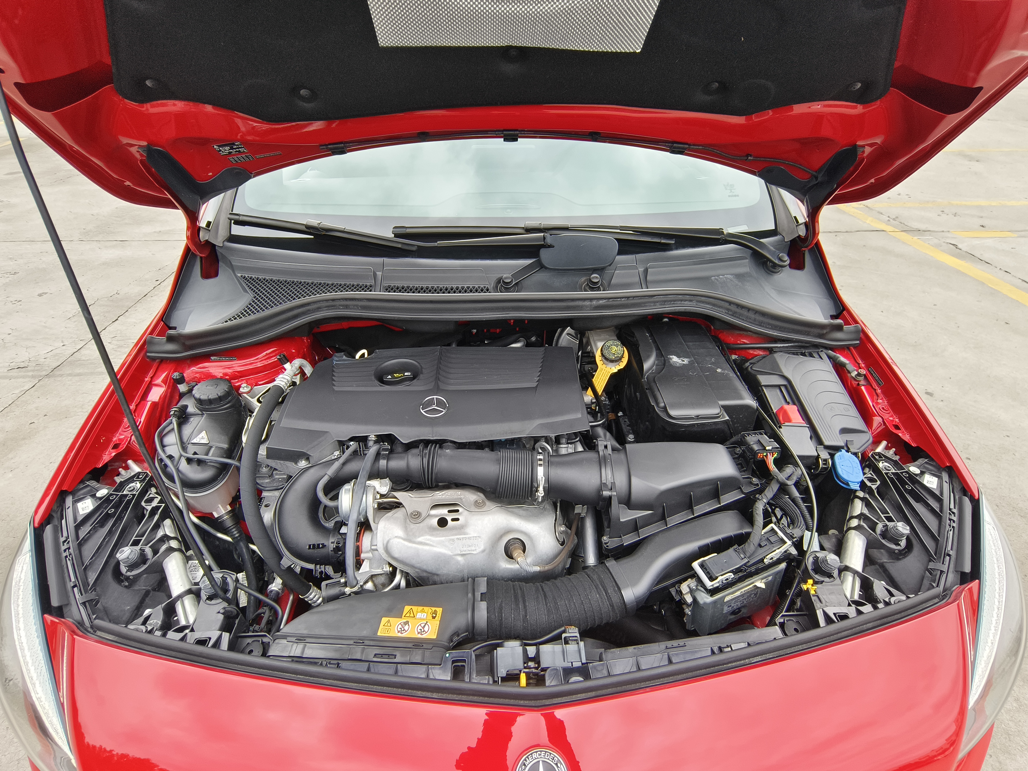 Mercedes-Benz B Class 2018 car image #18