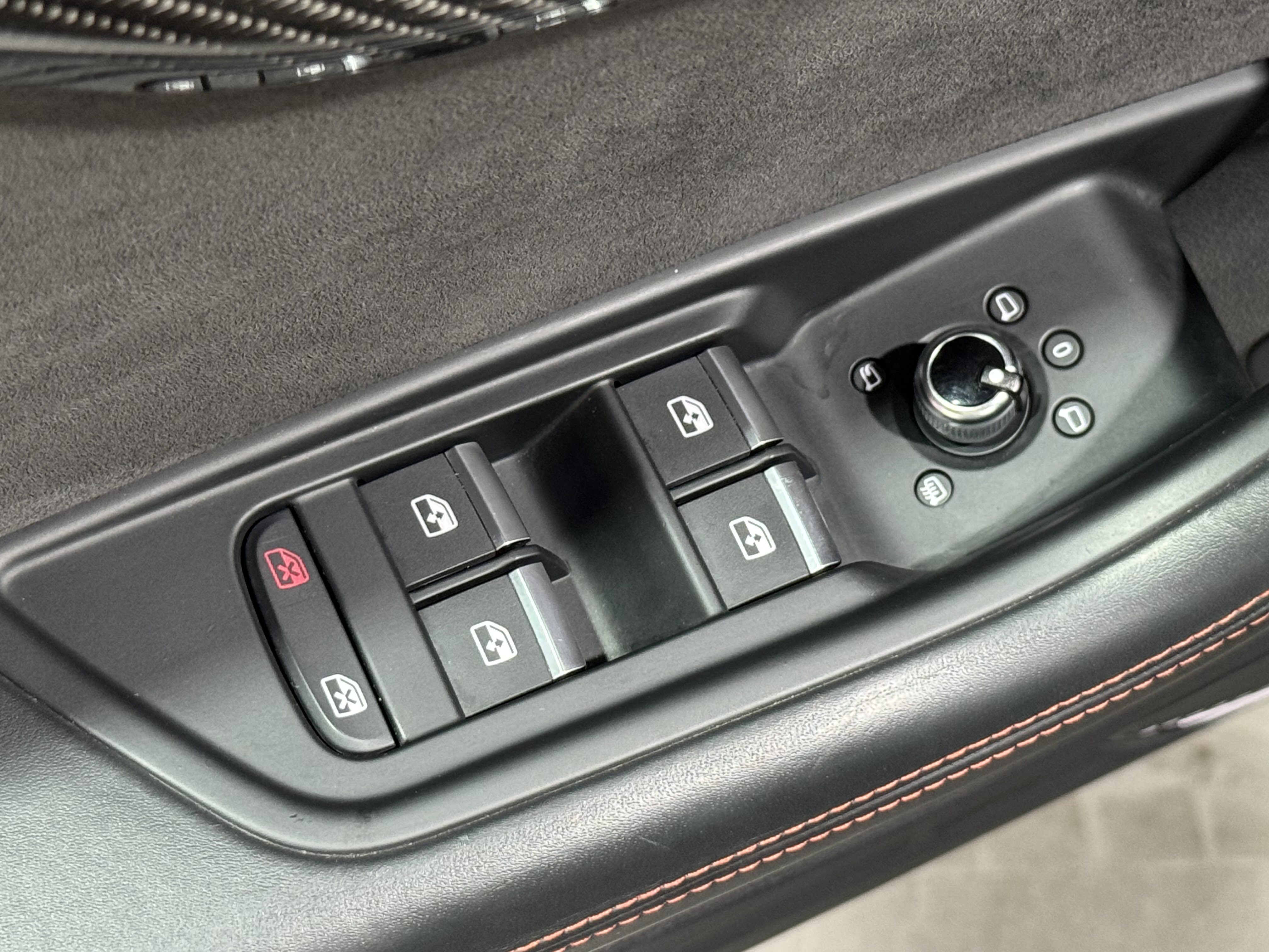 Audi RS 4 2020 #18 Audi RS 4 2020 car image #18