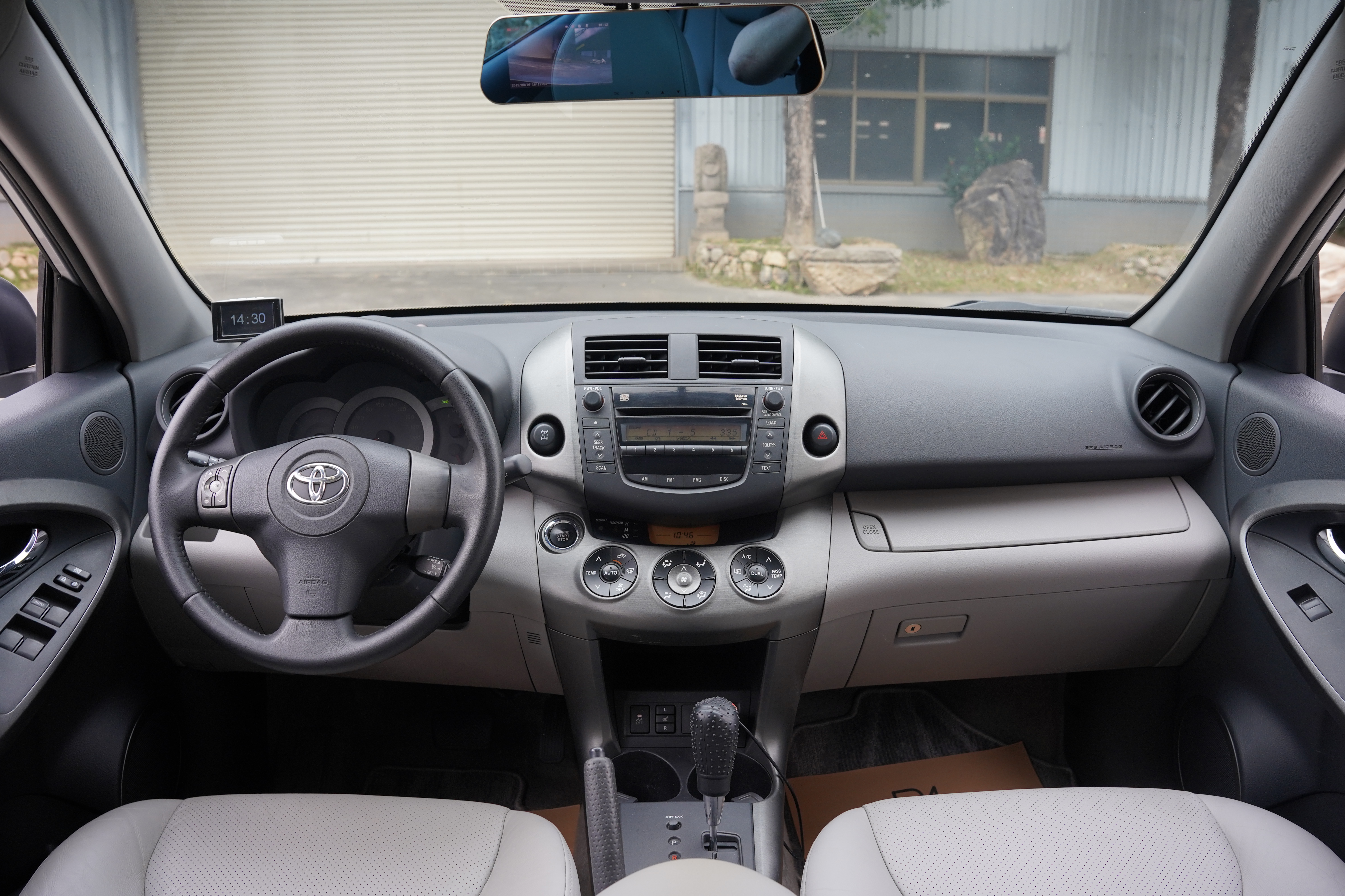 Toyota RAV4 2009 car image #18