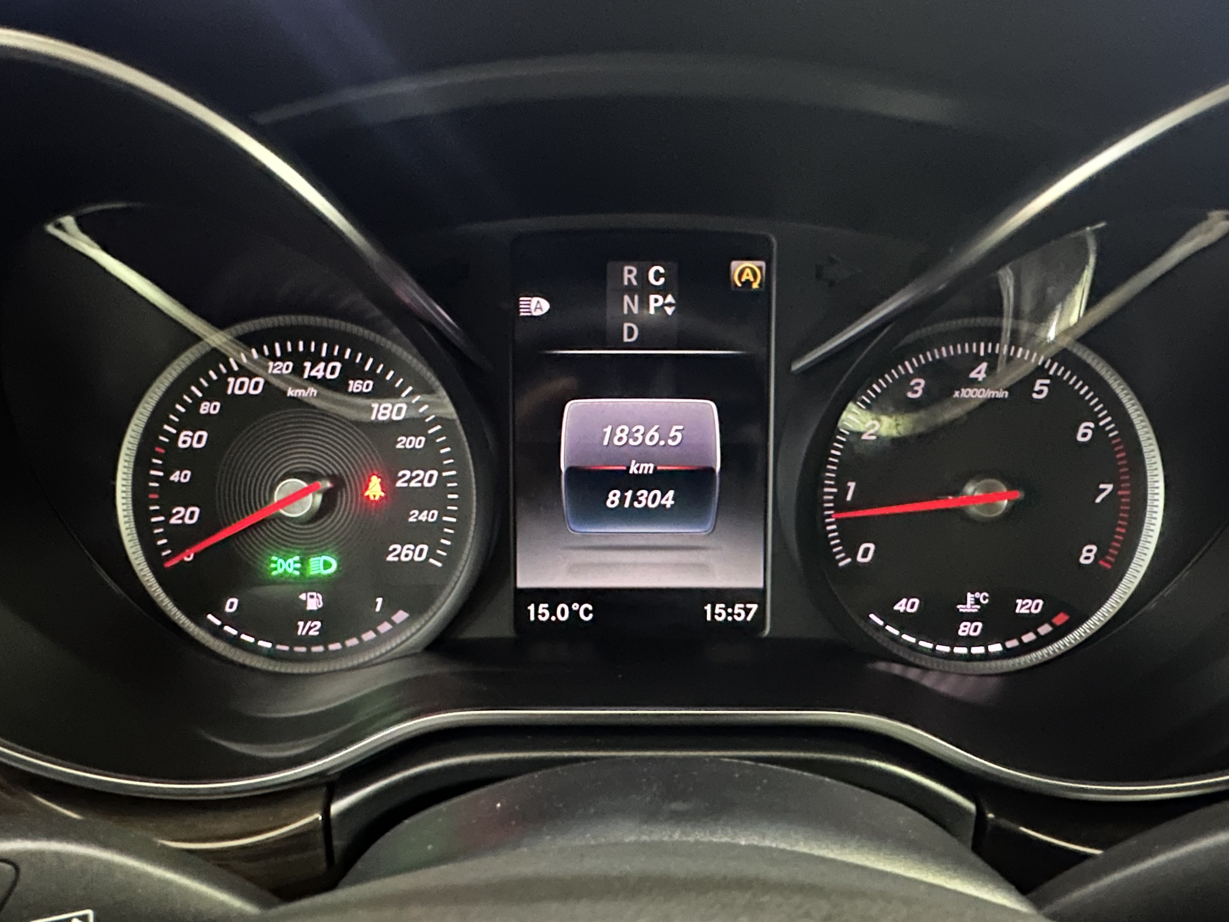 Mercedes-Benz V Class 2018 car image #18