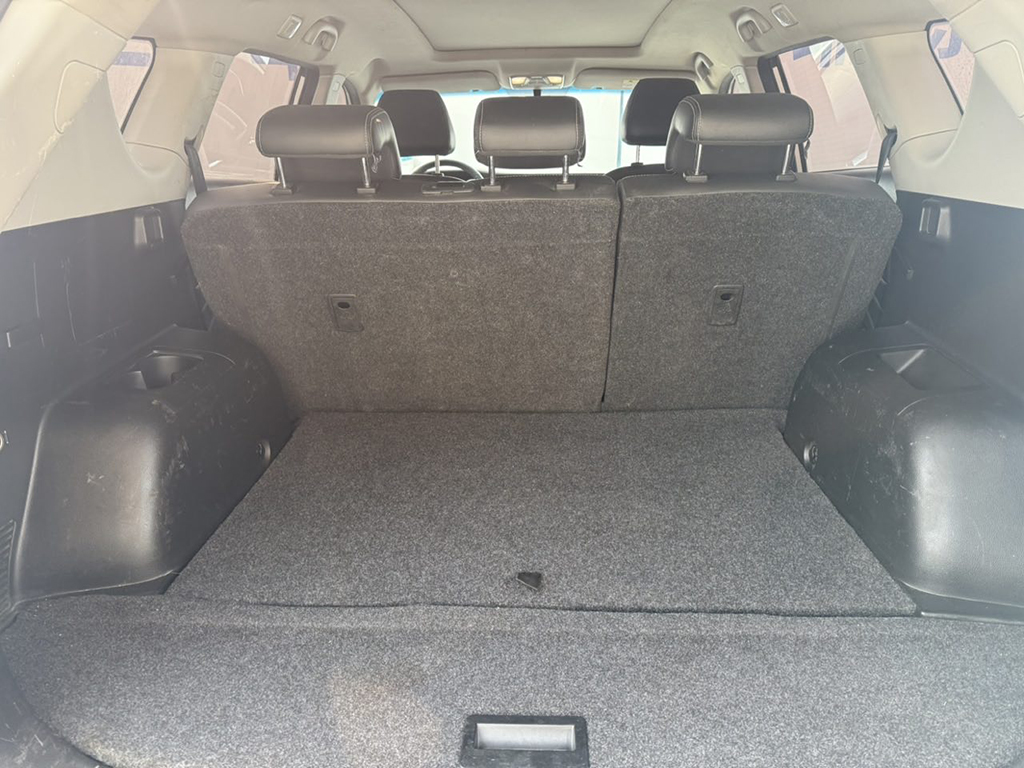 X70 2019 car image #18