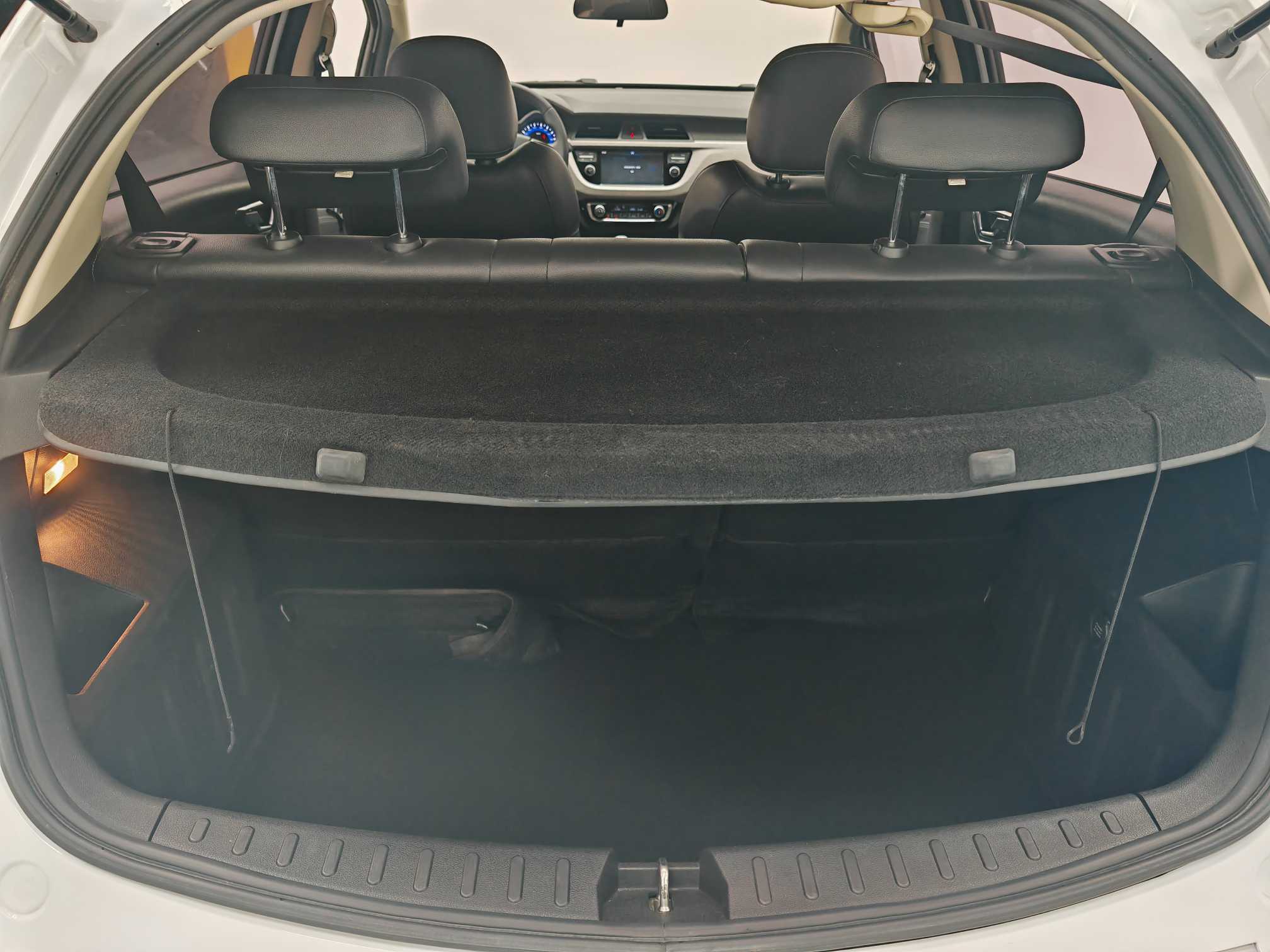 Vision X3 2019 immagine di auto #18