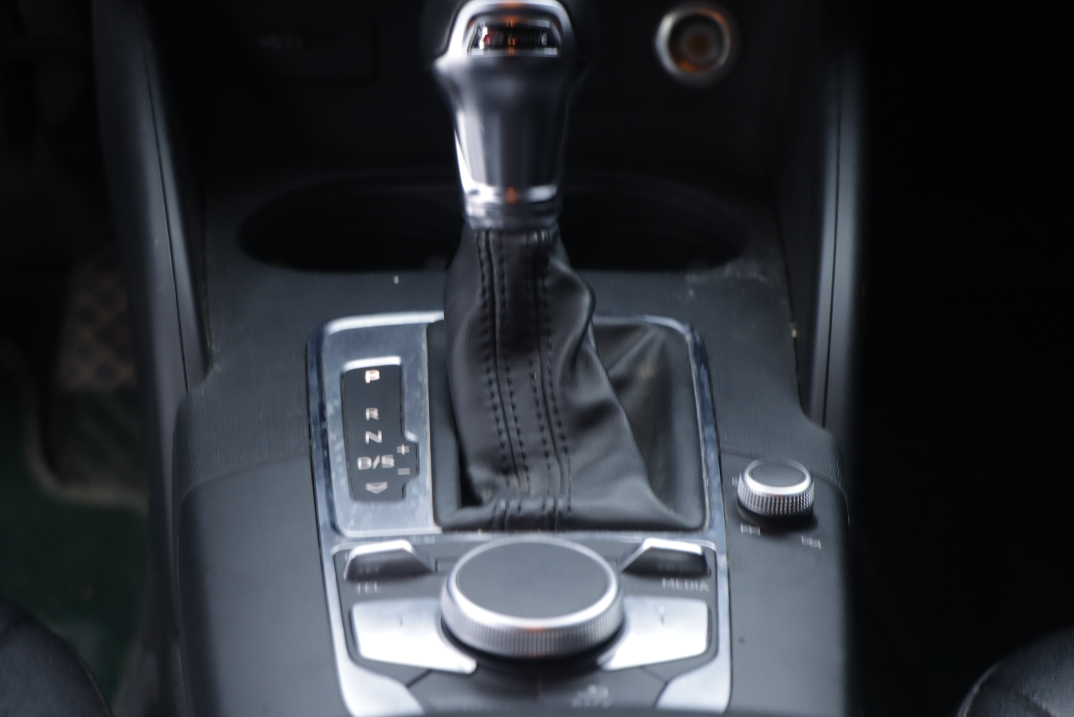 Audi A3 2019 car image #18