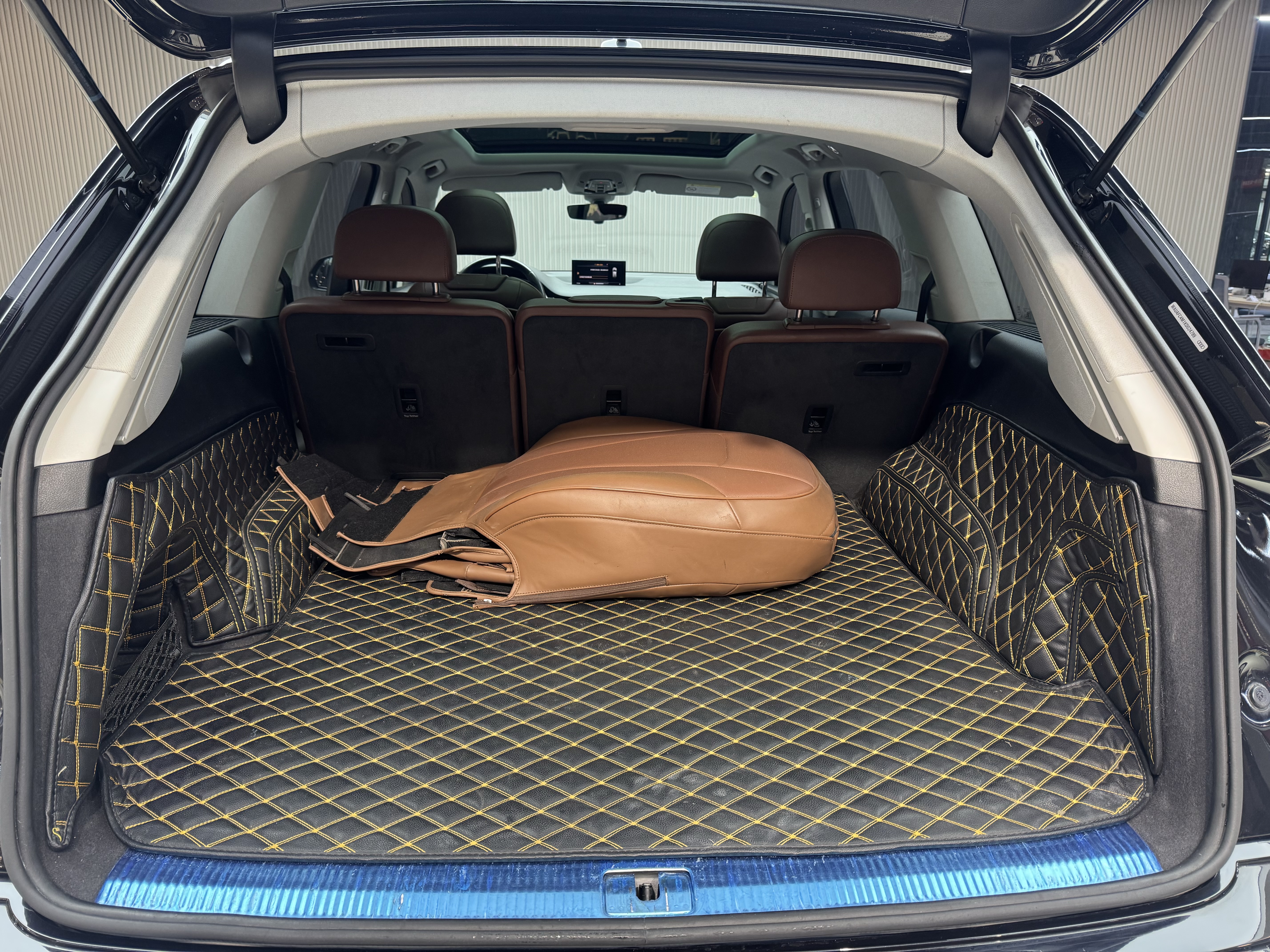 Audi Q7 2019 image de voiture #18