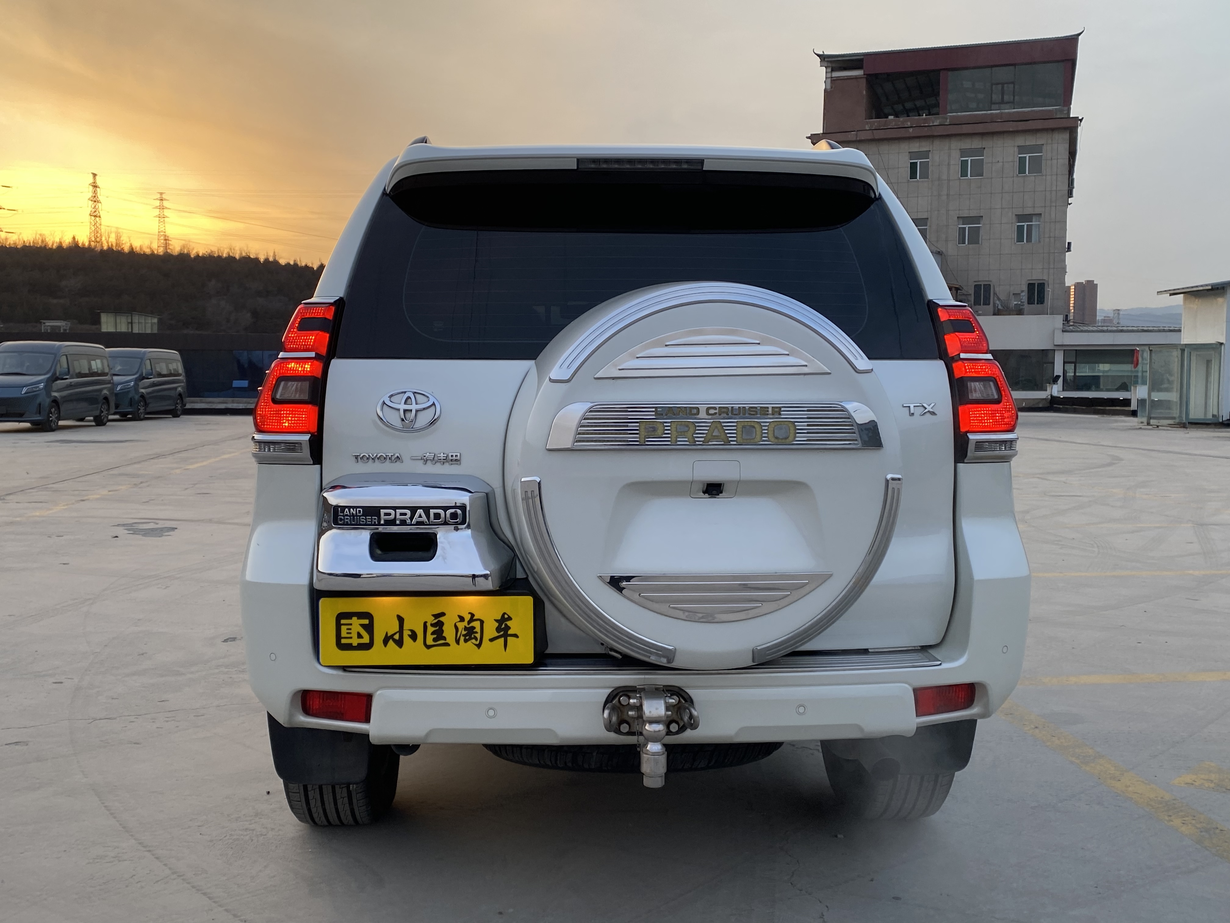 Toyota Land Cruiser Prado 2020 #18 Toyota Land Cruiser Prado 2020 car image #18