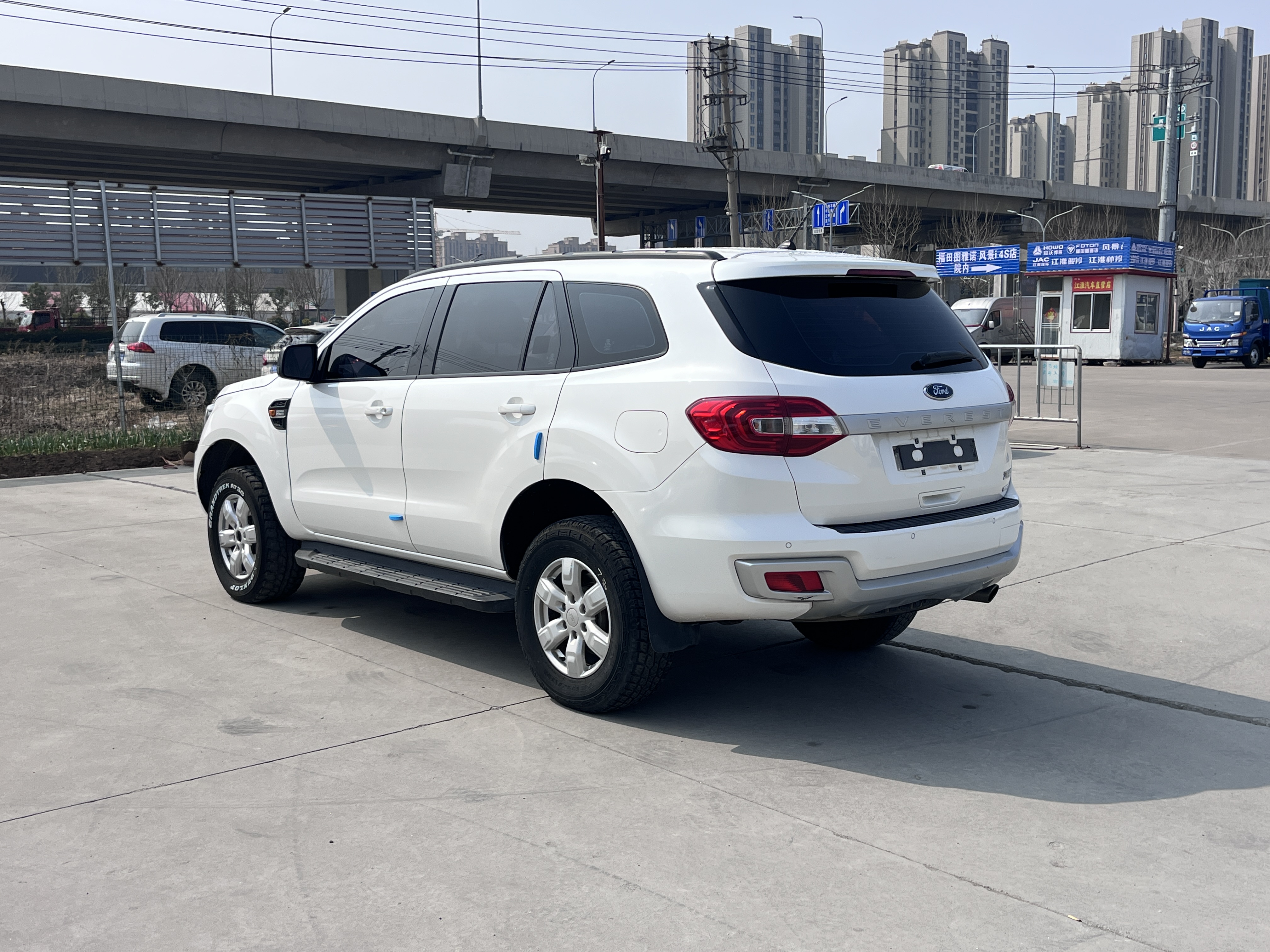 Ford Everest 2019 car image #18