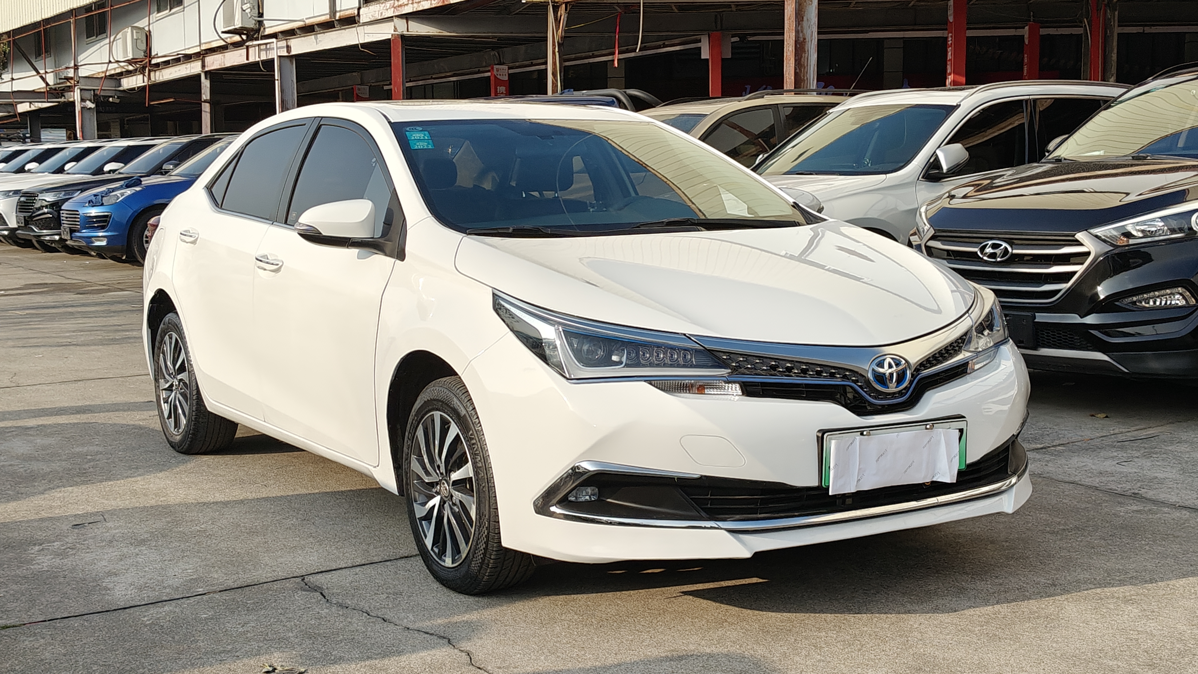 Toyota Corolla Hybird E+ 2020 immagine di auto #18