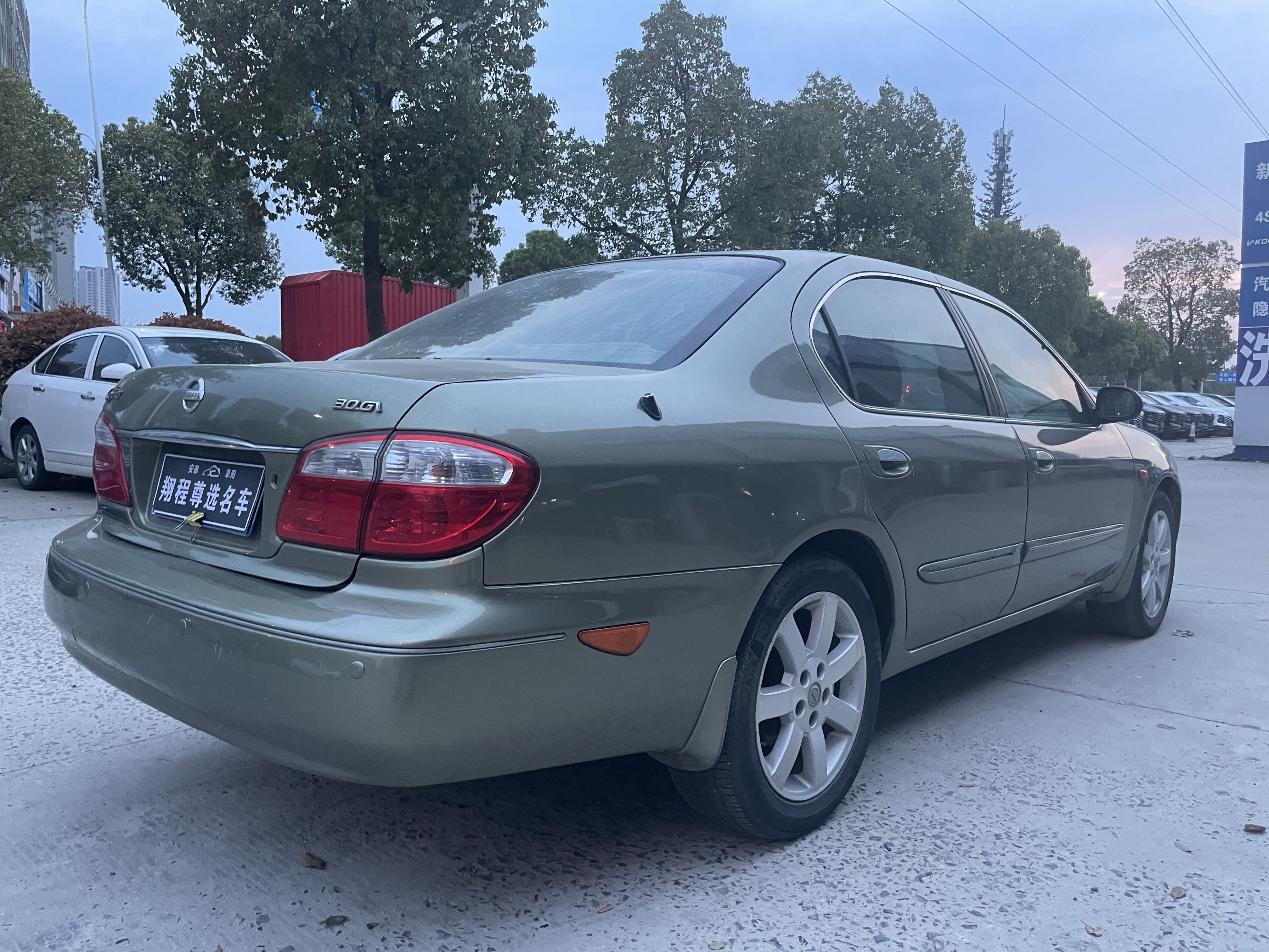 日产 风度 2004 汽车图片 #18