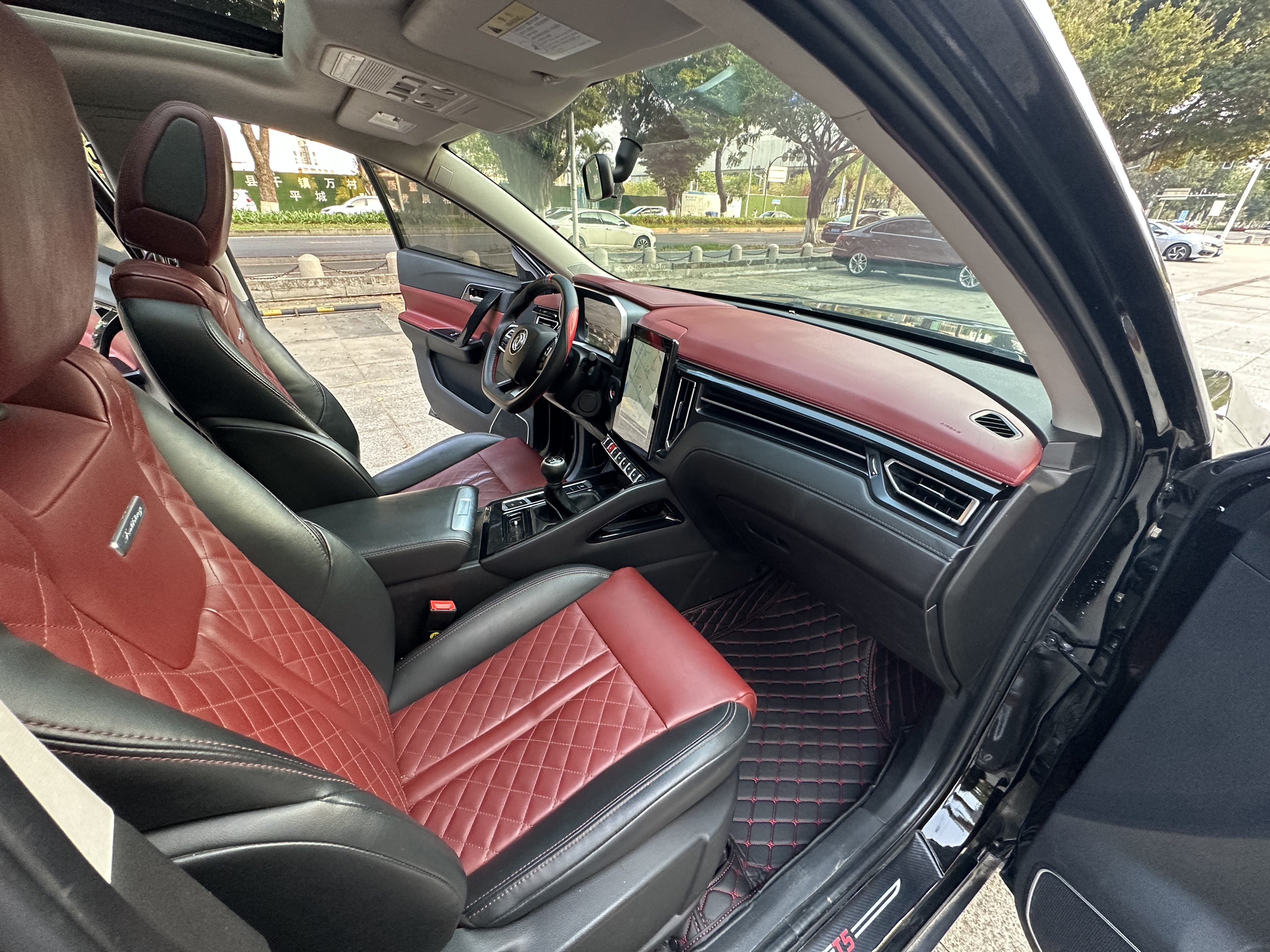 T5 2019 #18 T5 2019 car image #18